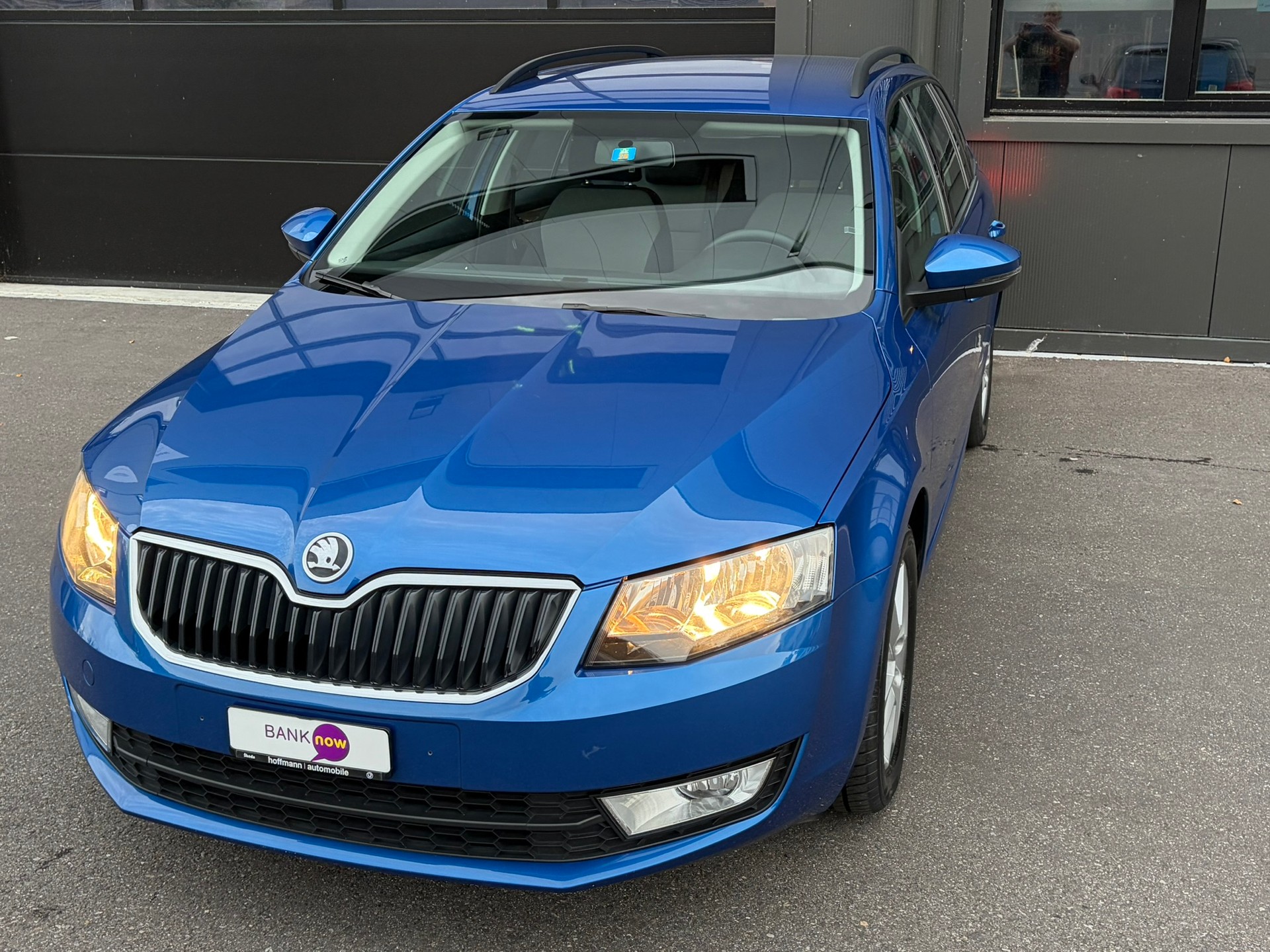 SKODA Octavia Combi 1.4 TSI G-tec Ambition CNG-image-2