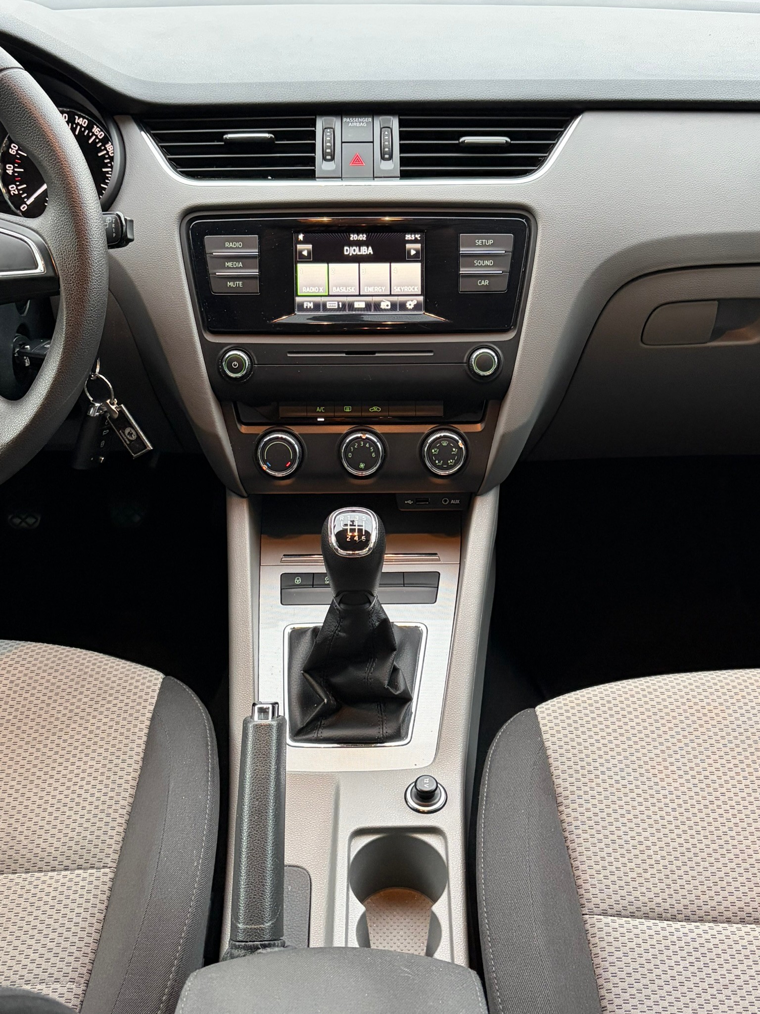 SKODA Octavia Combi 1.4 TSI G-tec Ambition CNG-image-11