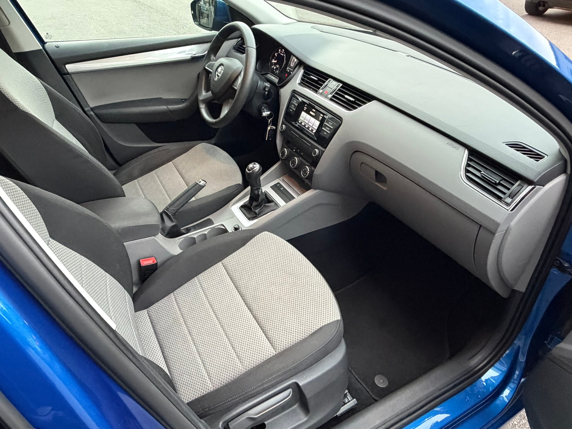 SKODA Octavia Combi 1.4 TSI G-tec Ambition CNG-image-15