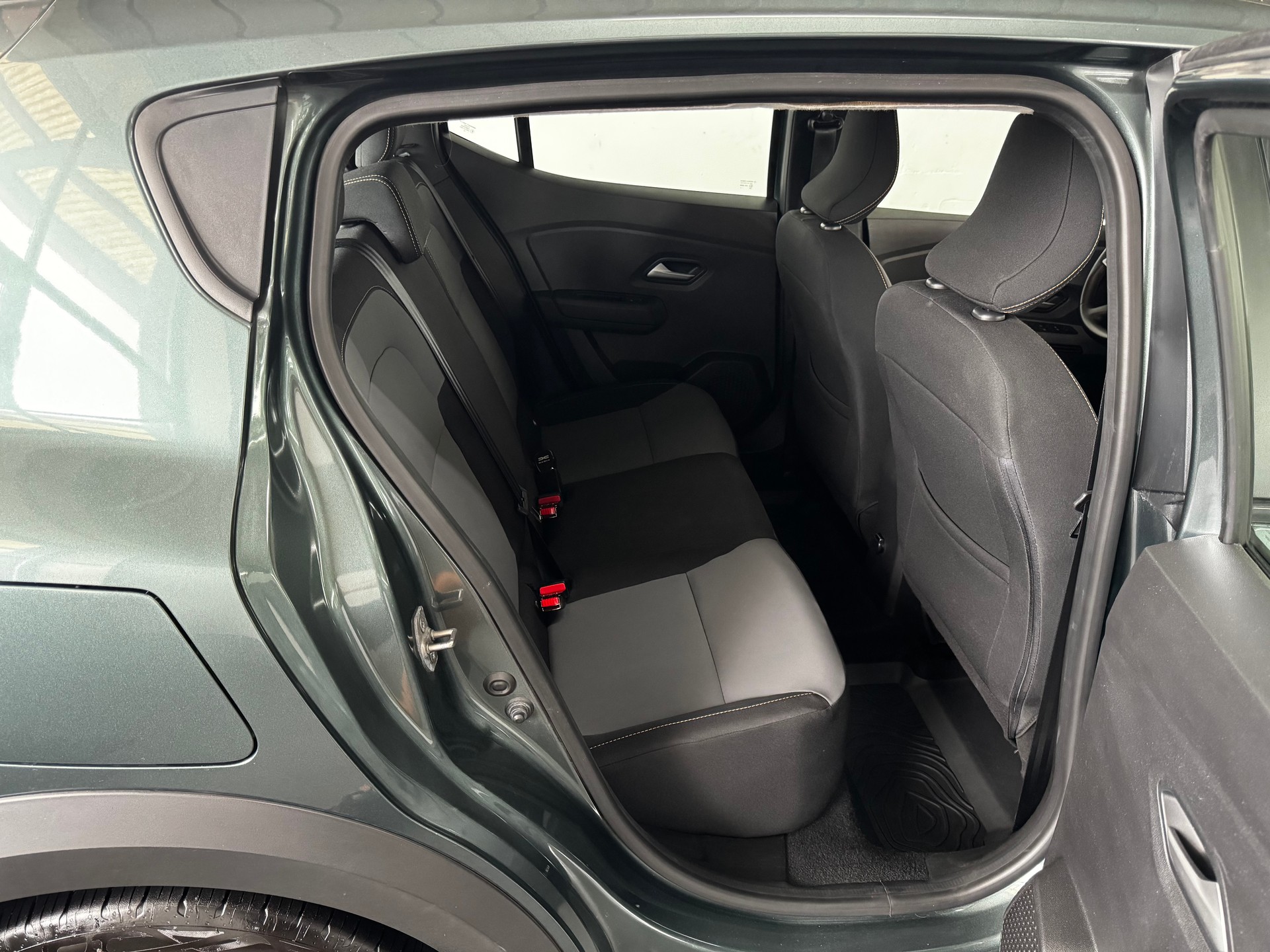 DACIA Sandero Stepway TCe 90 Comfort CVT-image-20
