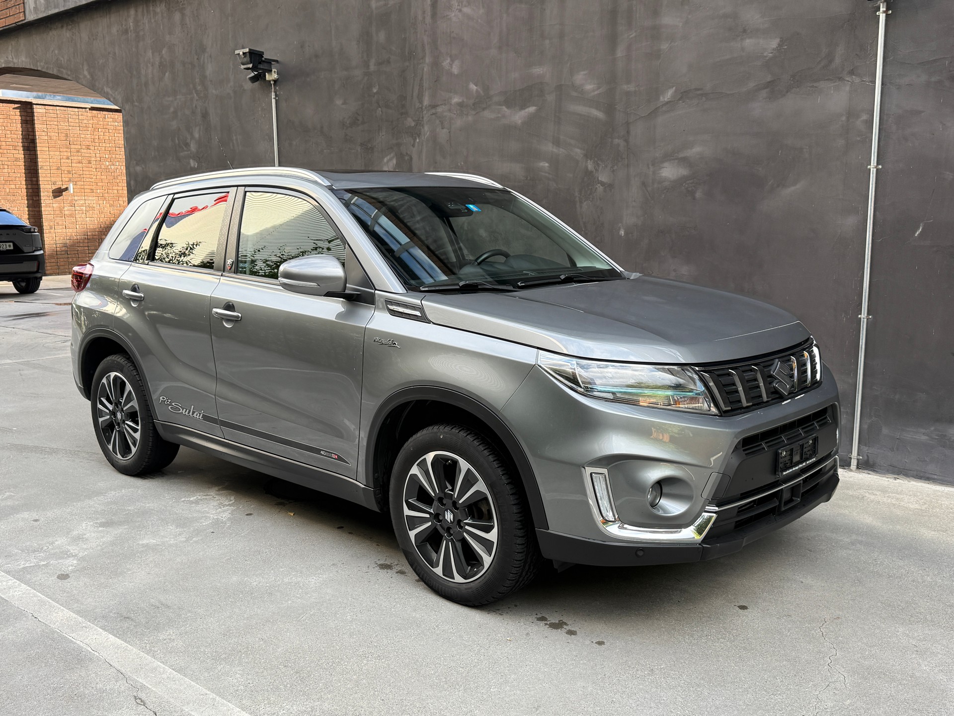 SUZUKI Vitara 1.4 Boosterjet Piz Sulai Top Hybrid Automatic-image-3
