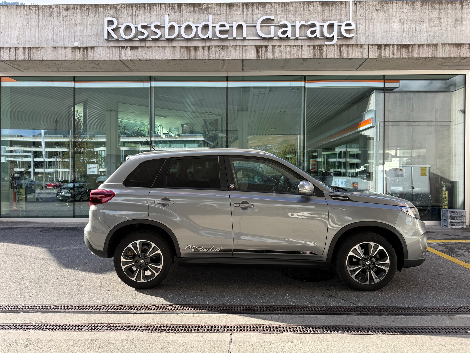 SUZUKI Vitara 1.4 Boosterjet Piz Sulai Top Hybrid Automatic-image-1
