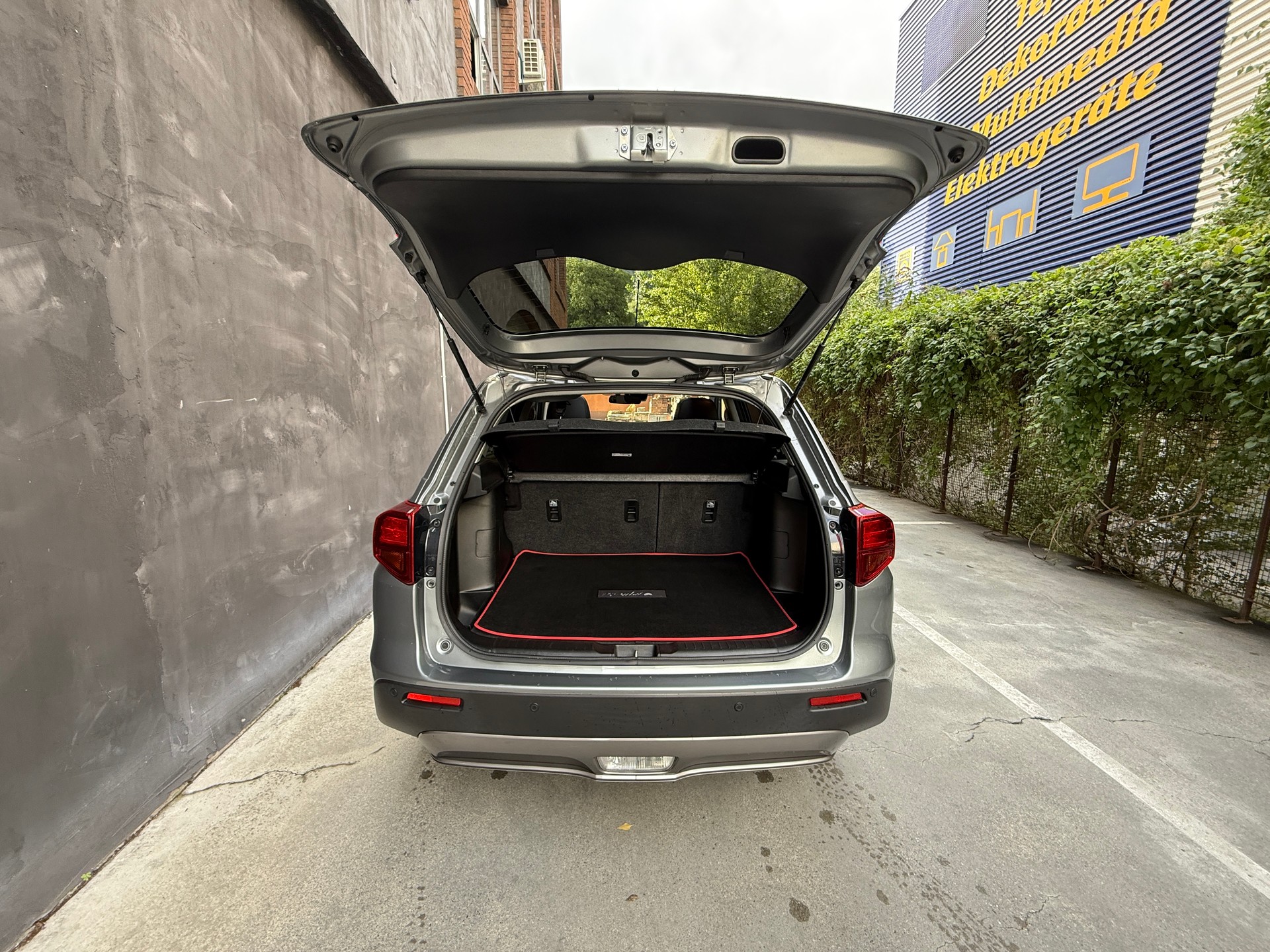 SUZUKI Vitara 1.4 Boosterjet Piz Sulai Top Hybrid Automatic-image-14