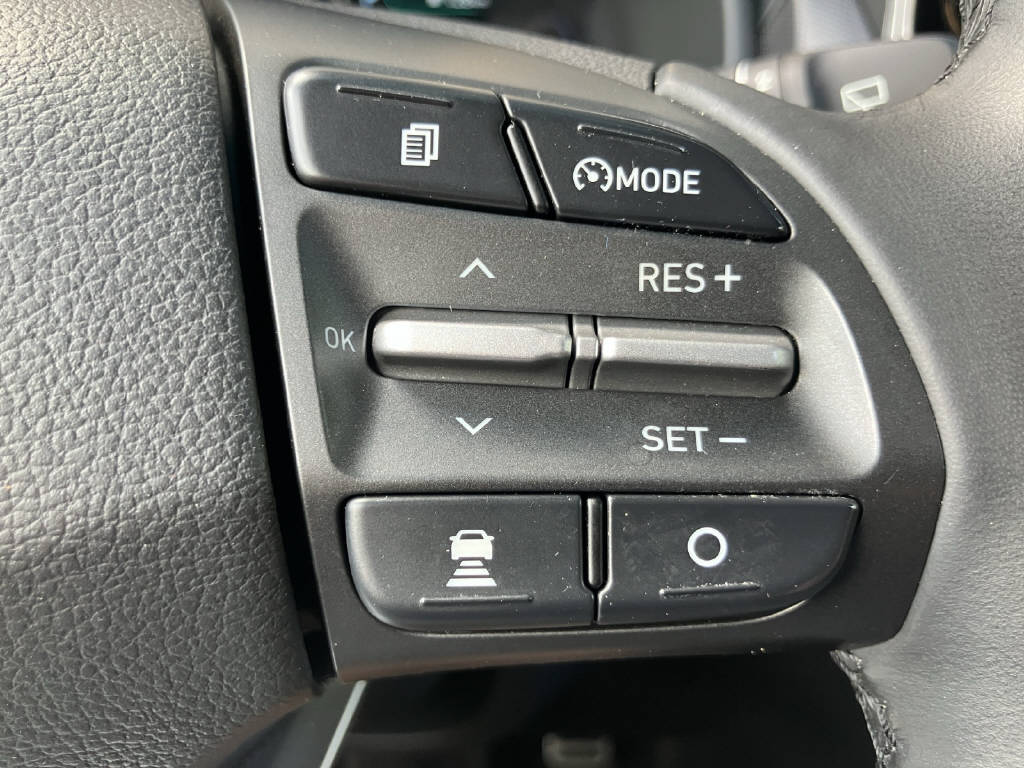 HYUNDAI Kona 64 kWh Electric Vertex-image-17