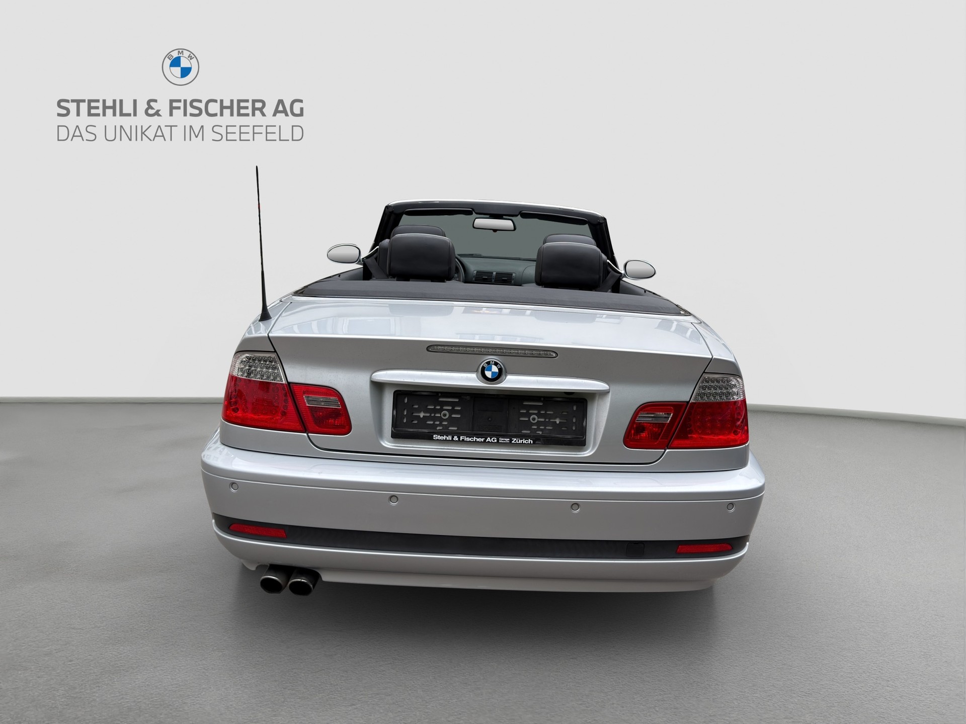 BMW 330Ci Cabriolet-image-4