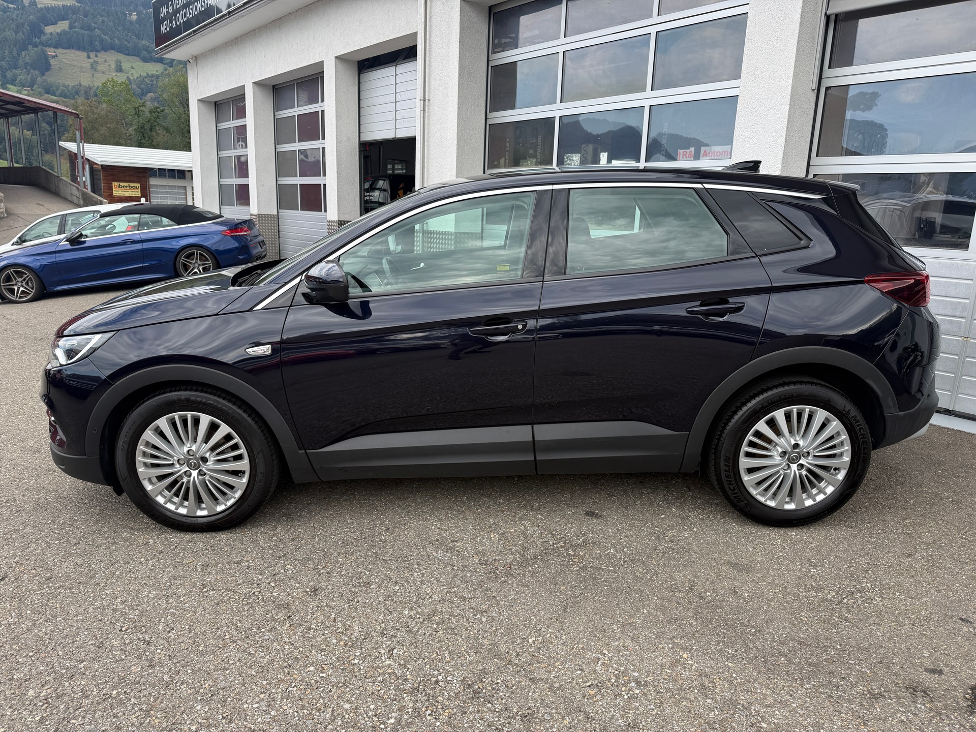 OPEL Grandland X 1.6 TP Excellence Automatik-image-1