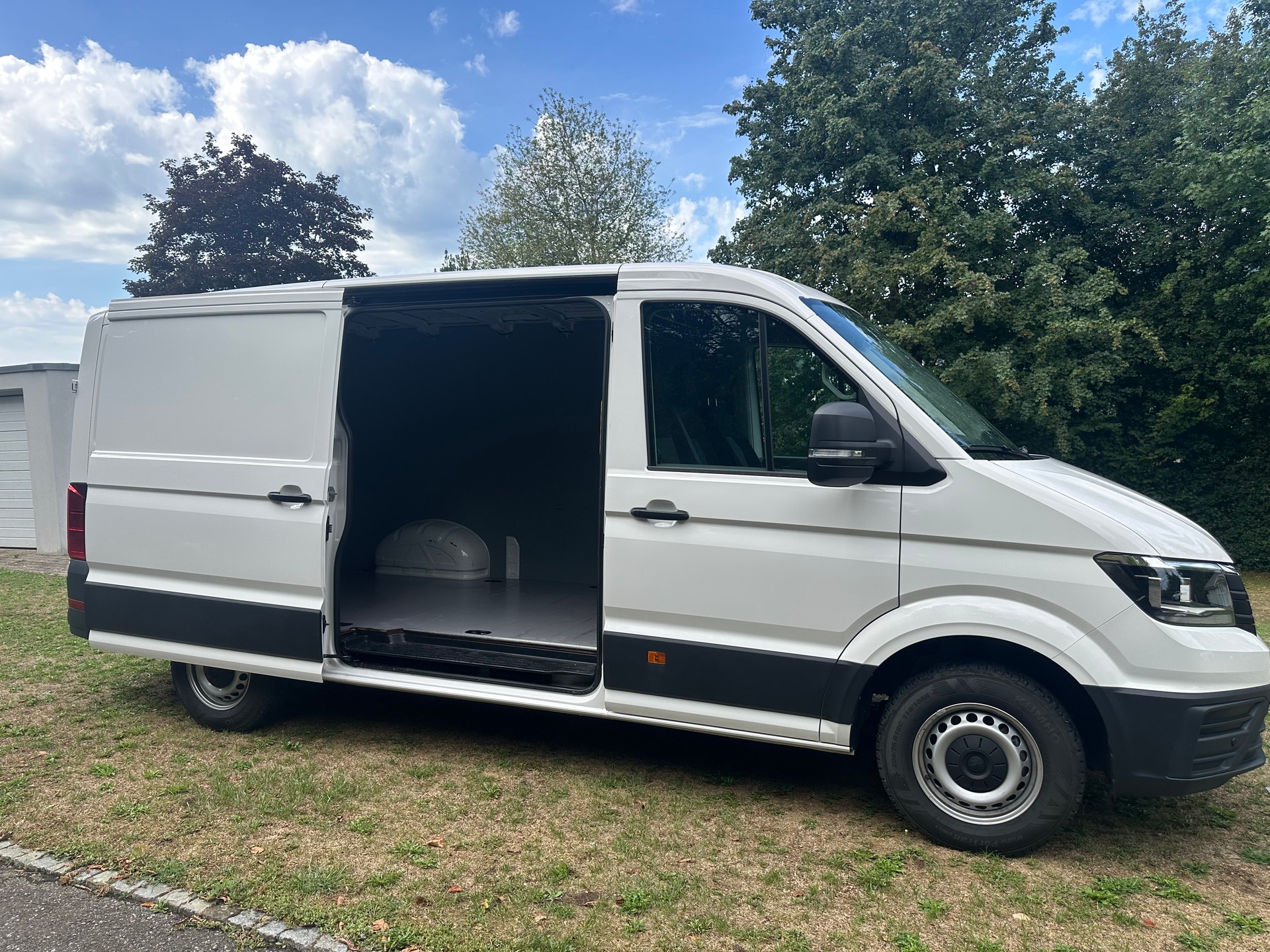 VW Crafter 35 2.0 TDI L4-image-3