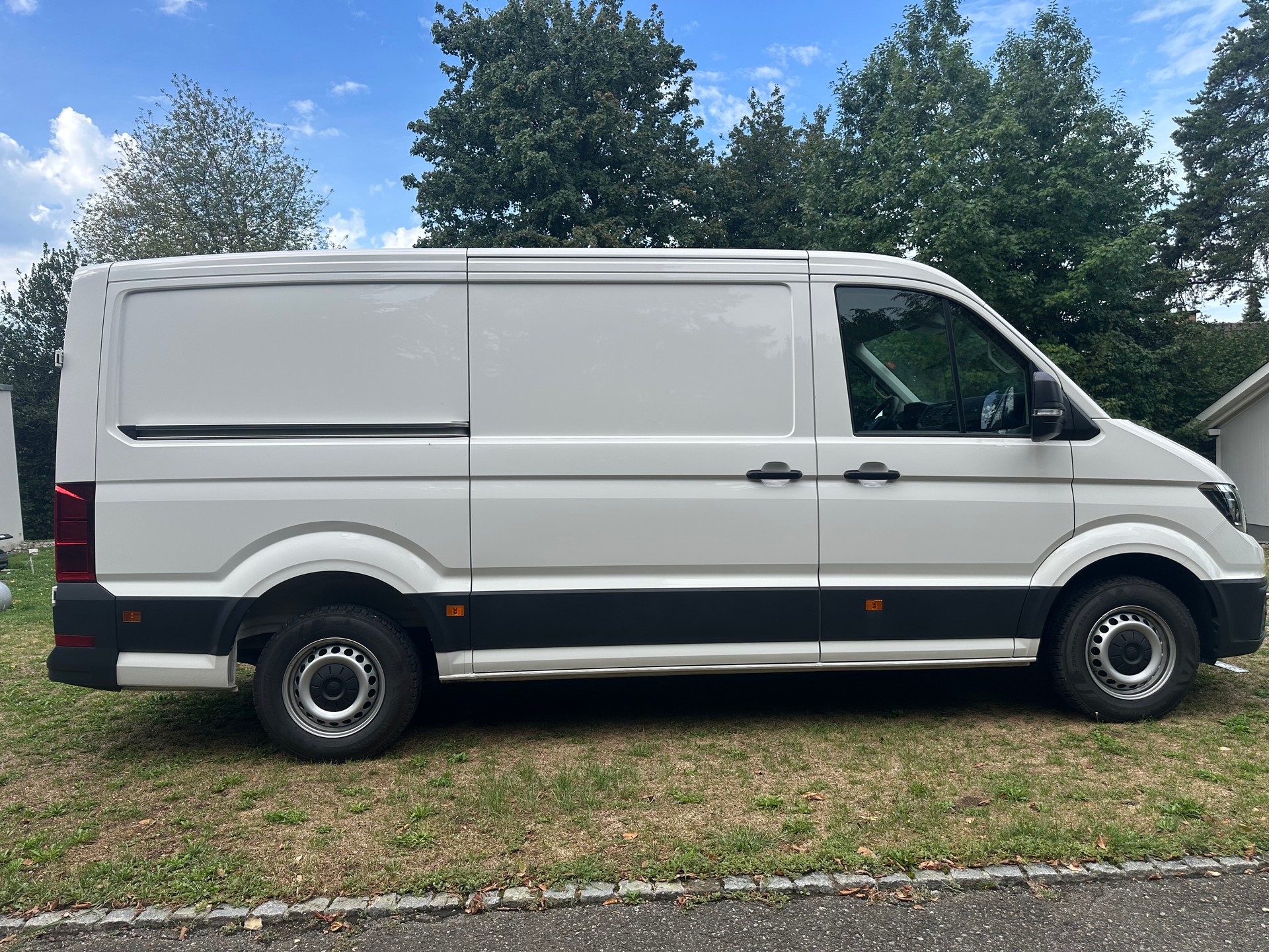 VW Crafter 35 2.0 TDI L4-image-2