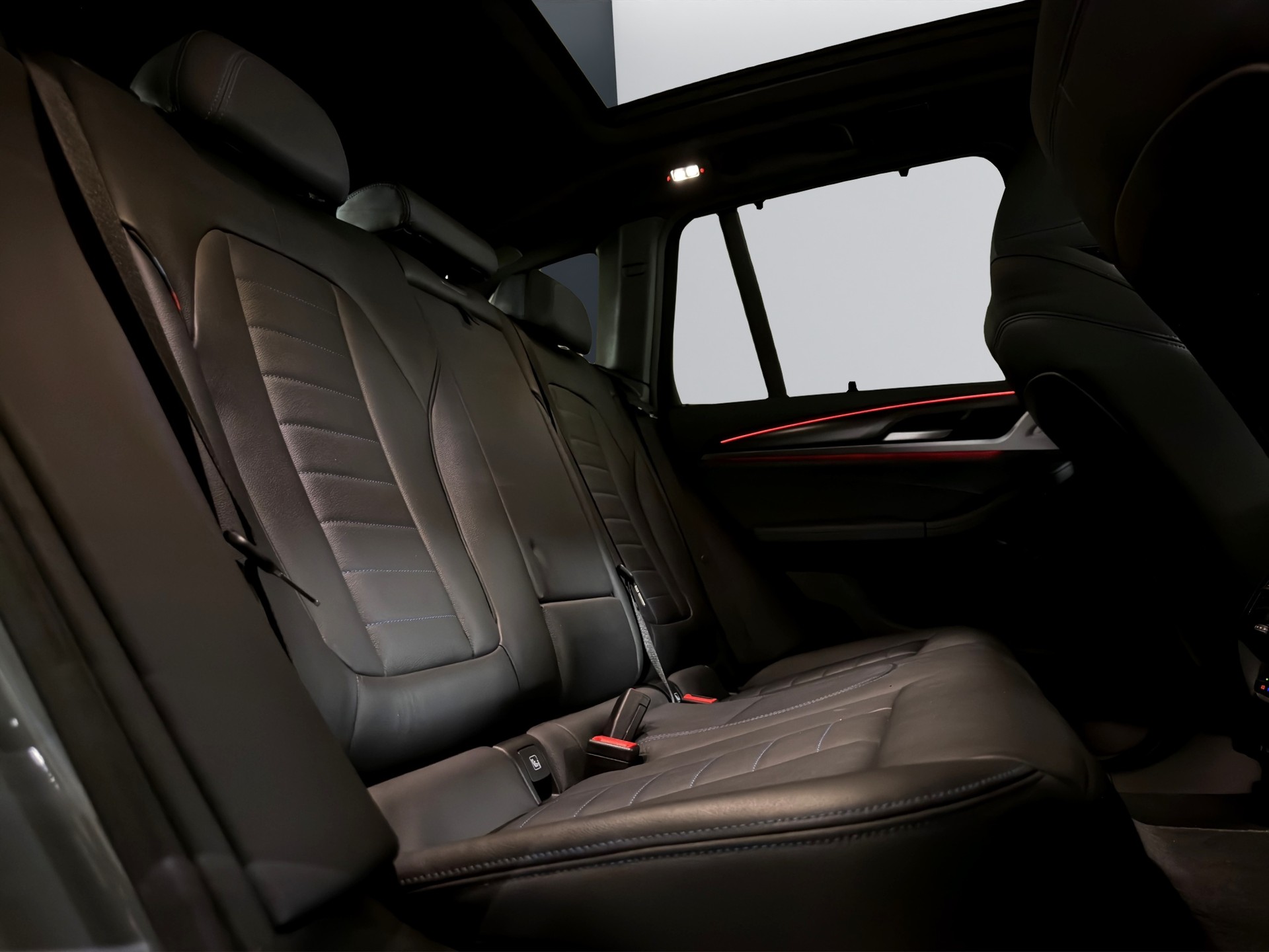 BMW X3 xDrive 48V 20d M Sport-image-23
