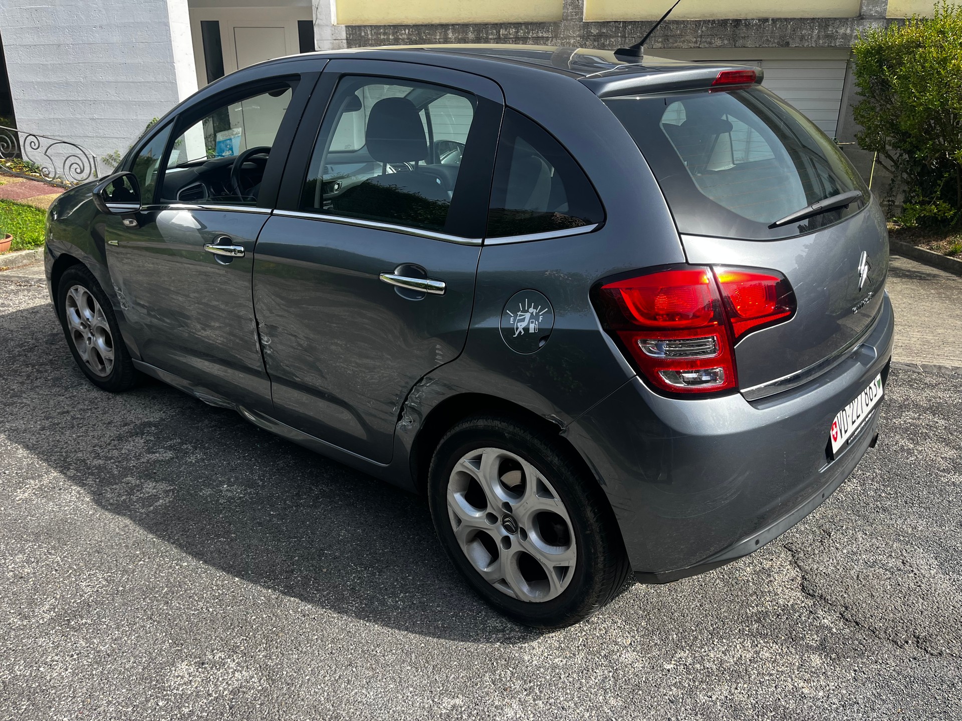 CITROEN C3 1.6i 16V Exclusive Automatic-image-4