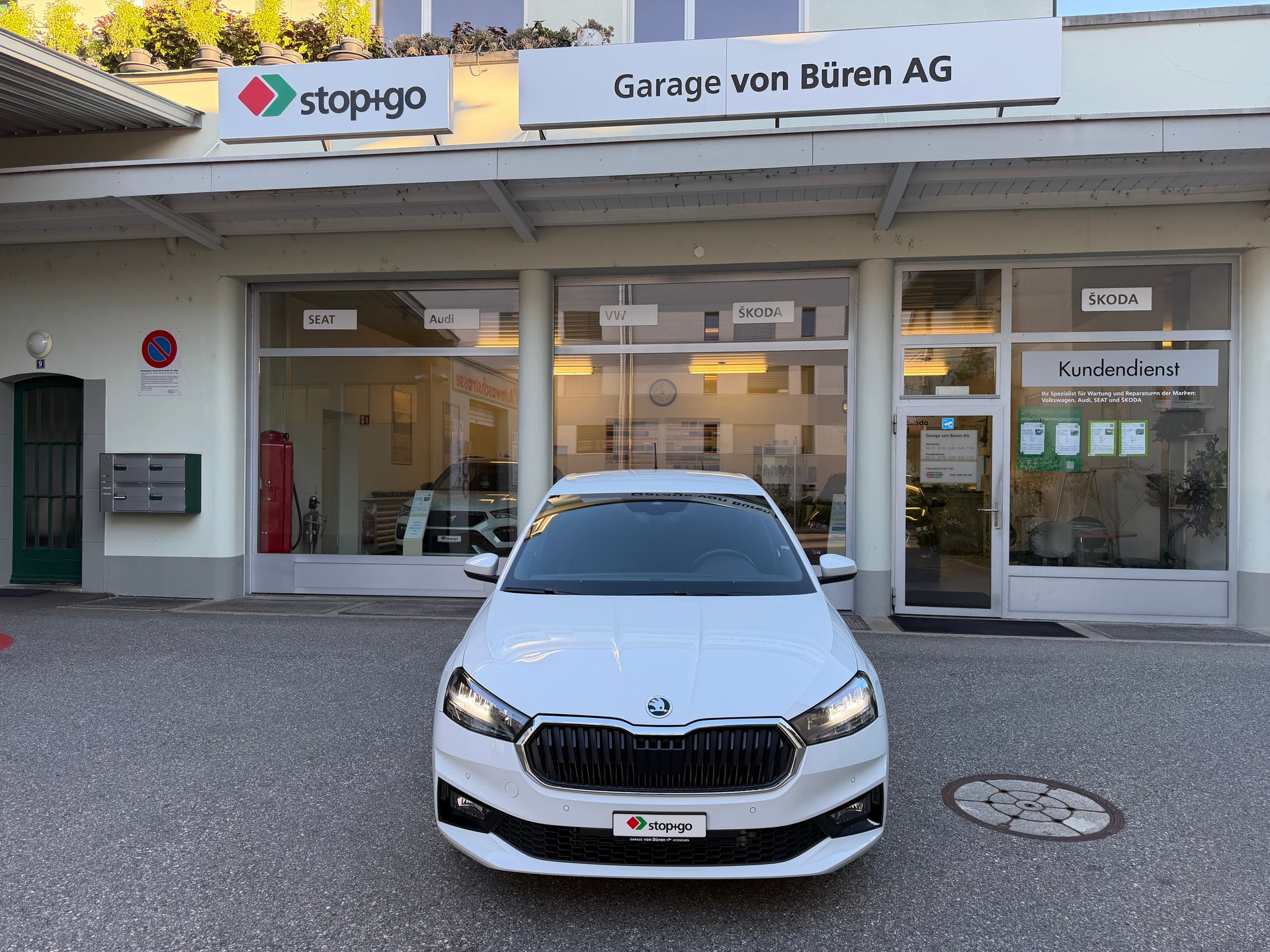 SKODA Fabia 1.0 TSI Selection DSG-image-1
