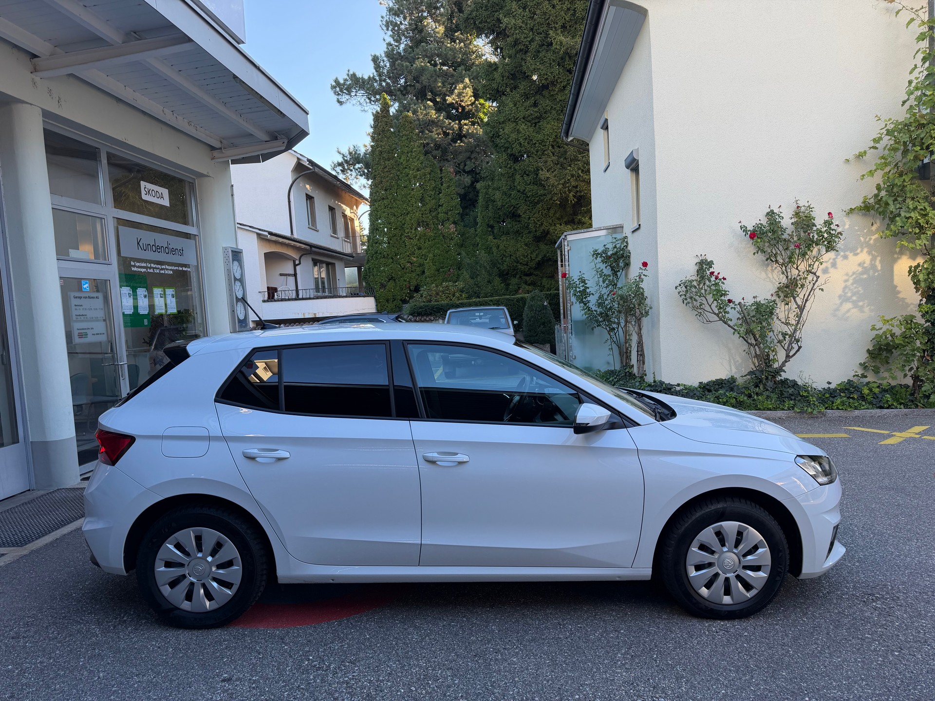 SKODA Fabia 1.0 TSI Selection DSG-image-2