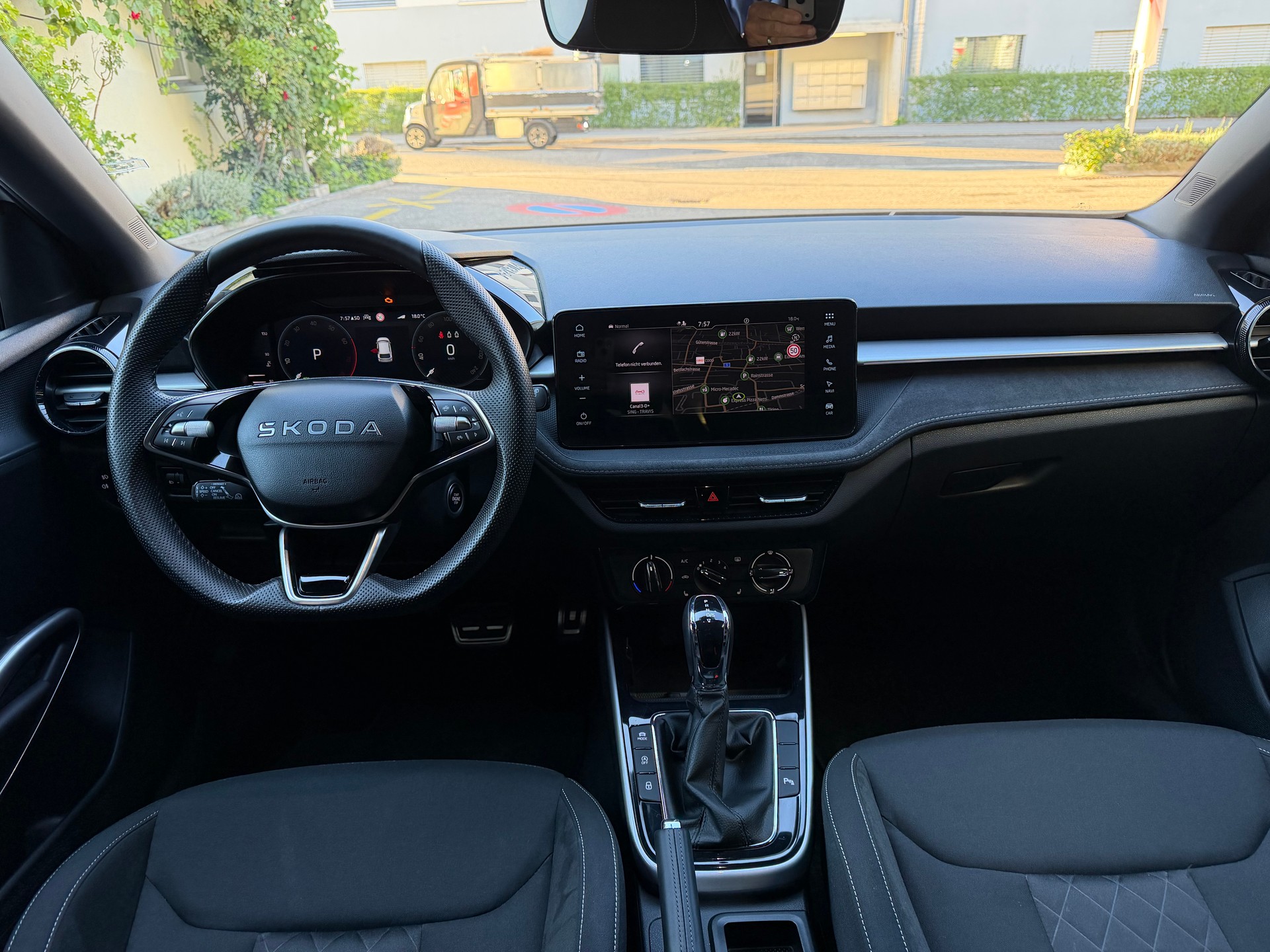 SKODA Fabia 1.0 TSI Selection DSG-image-6