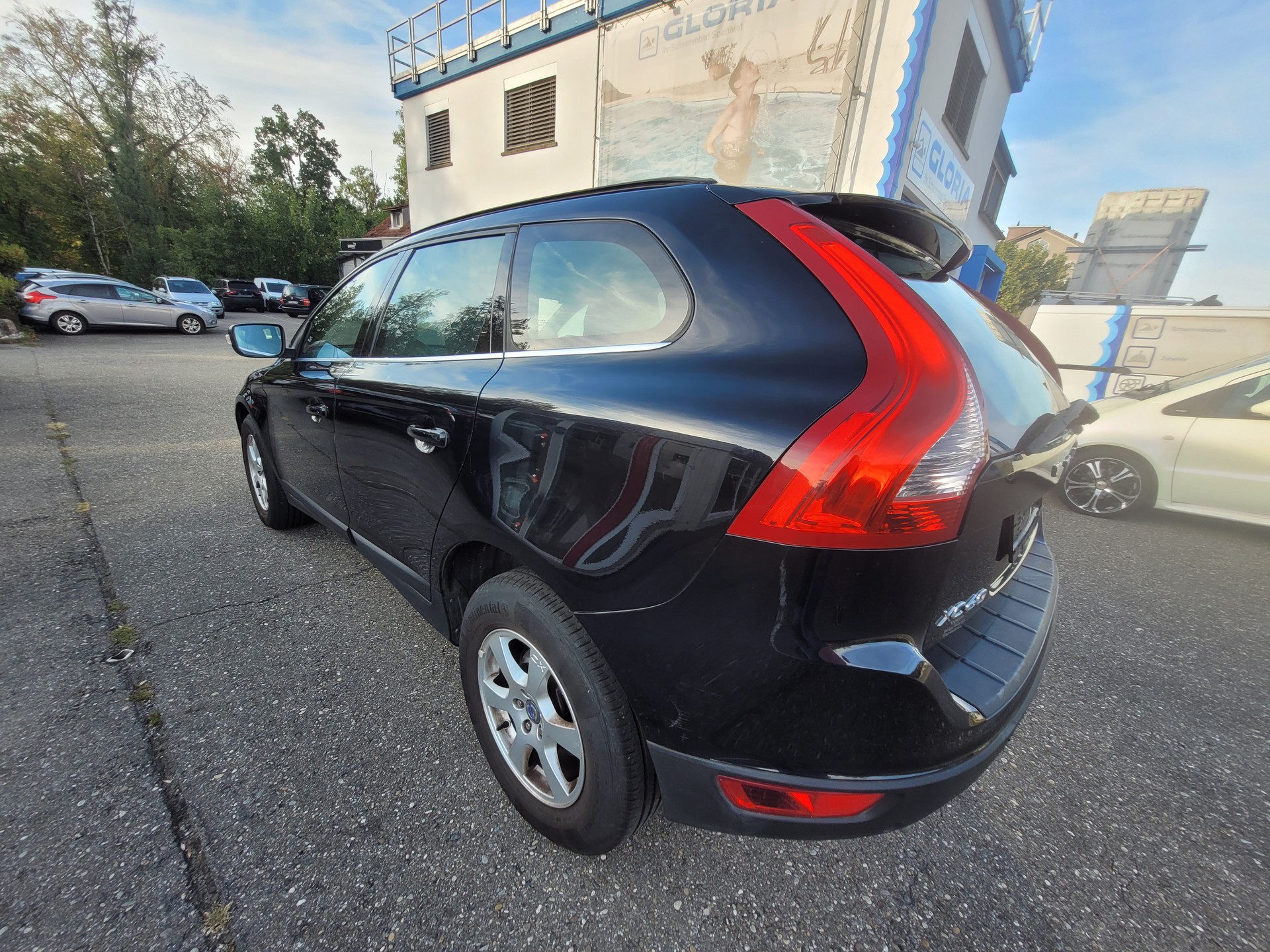 VOLVO XC60 D5 AWD Momentum Geartronic-image-7
