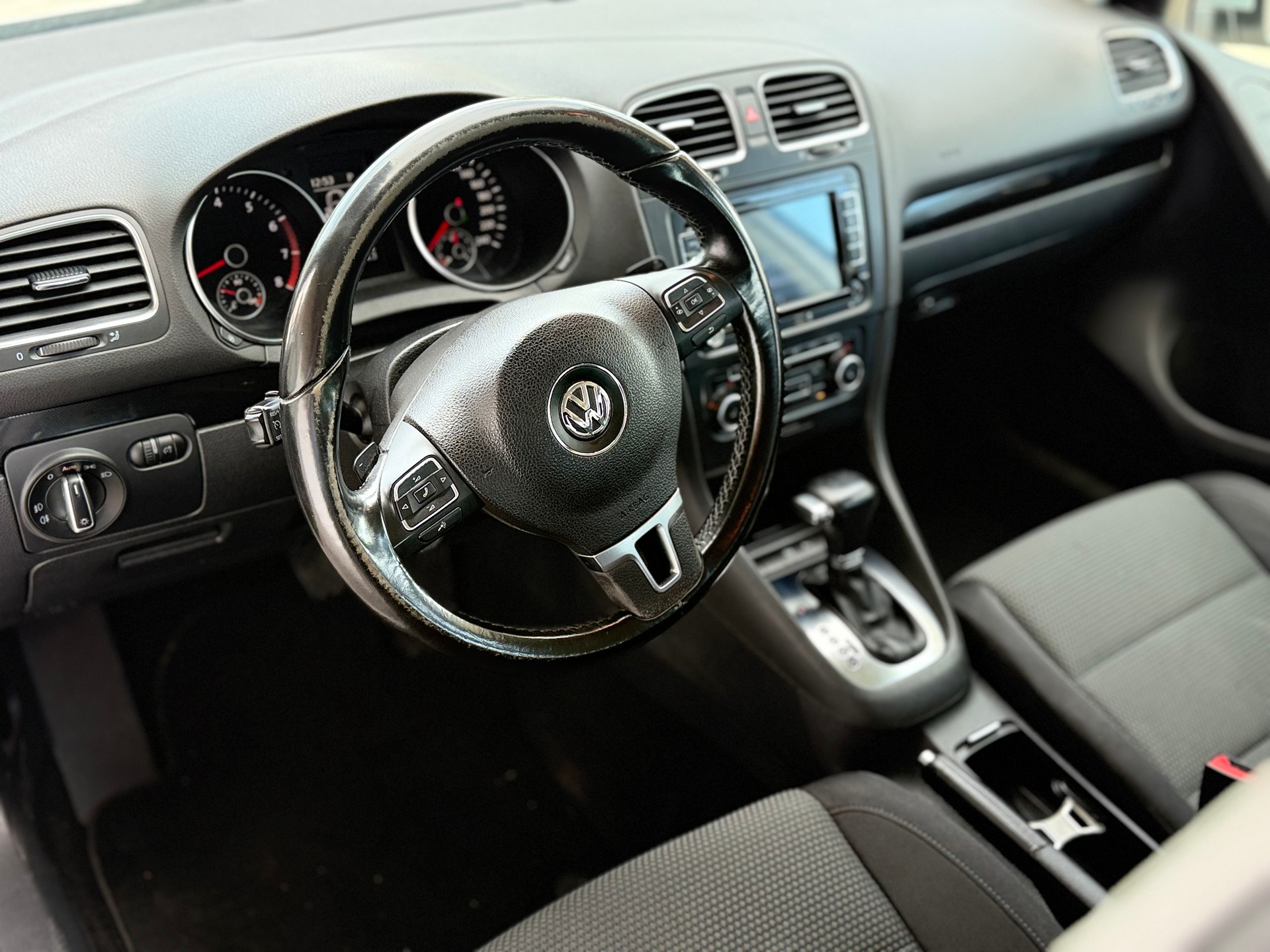 VW Golf 1.4 TSI Highline DSG-image-5
