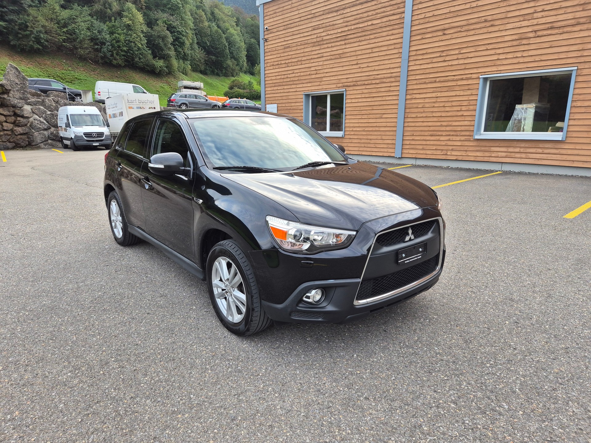 MITSUBISHI ASX 1.8 DID Inform 4WD-image-4