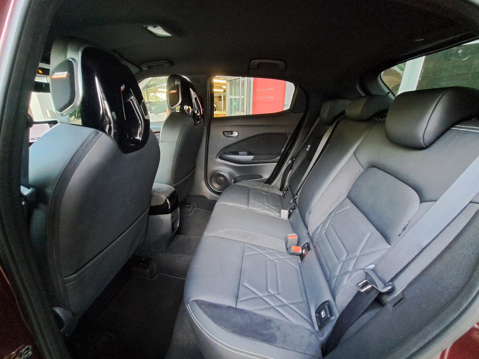 NISSAN Juke 1.0 DIG-T N-Design DCT-image-13