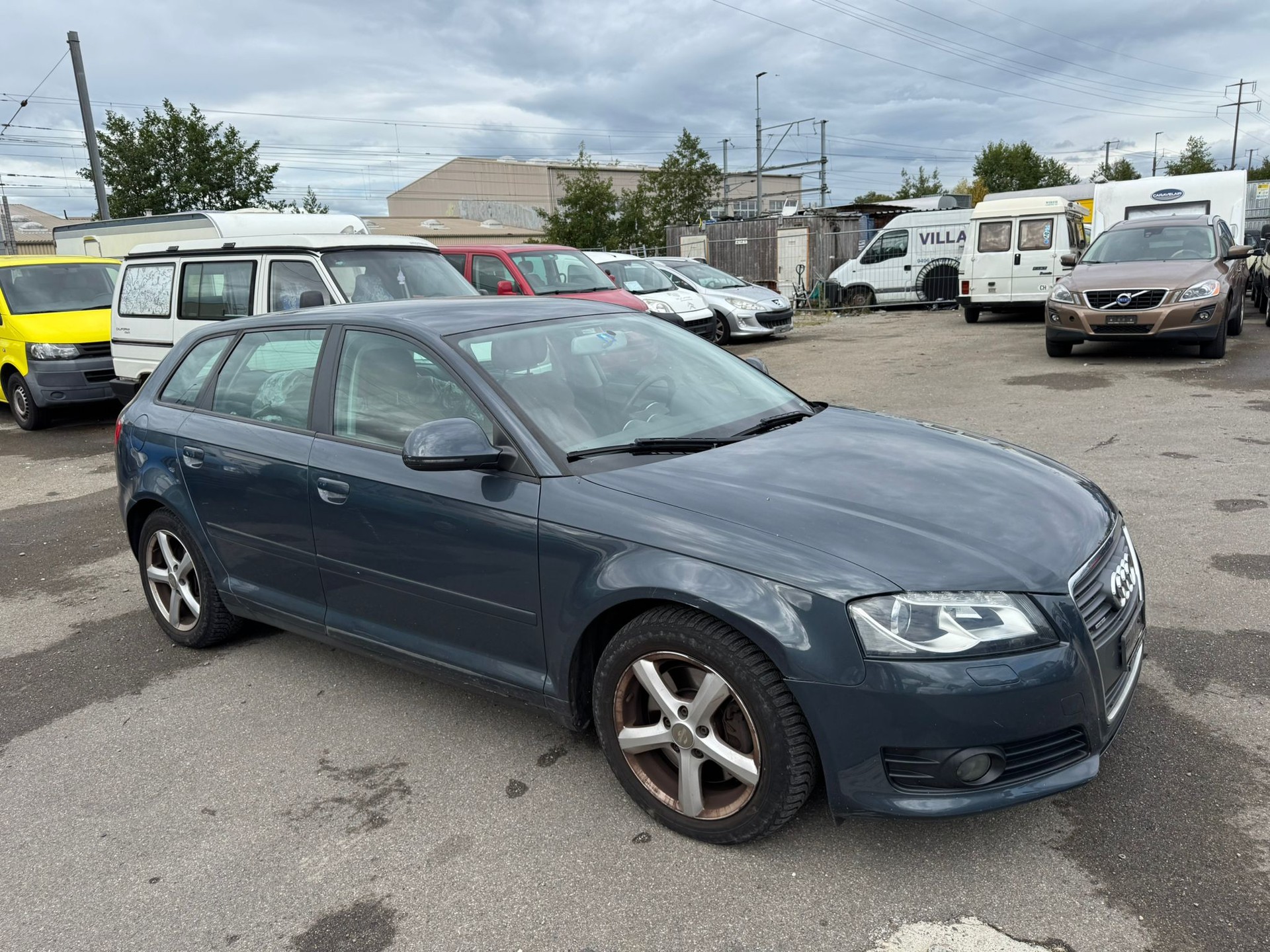 AUDI A3 Sportback 2.0 TDI Ambition quattro-image-2