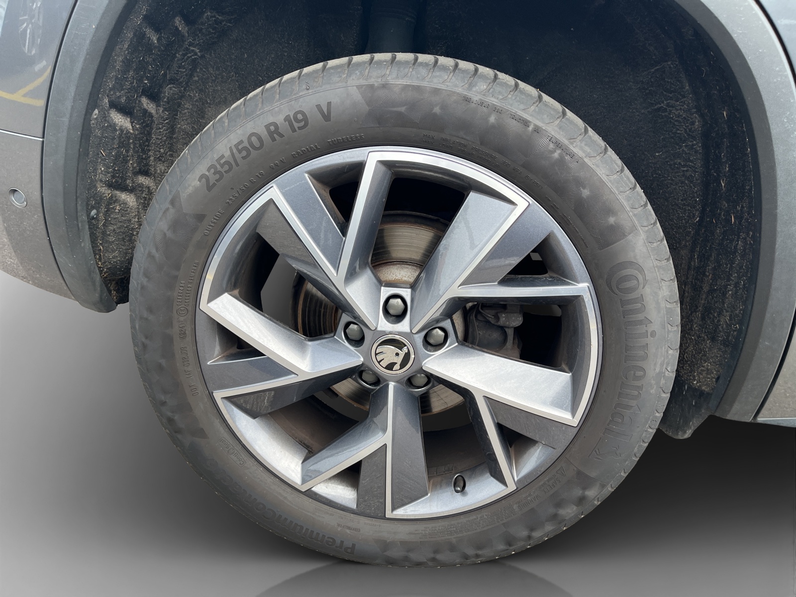 SKODA Kodiaq 2.0 TDI CR SportLine 4x4 DSG-image-13