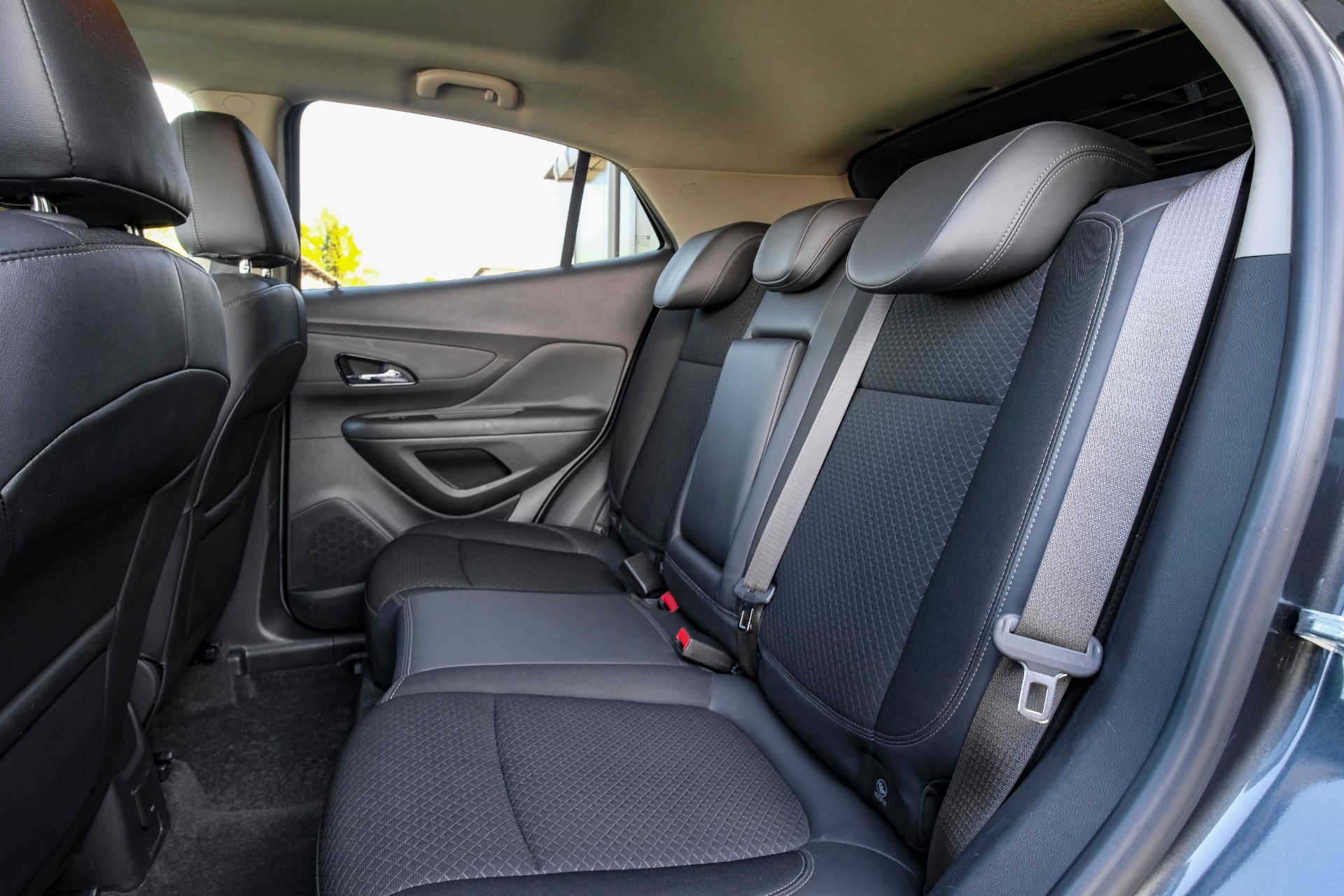 OPEL Mokka X 1.4i 16V Turbo Enjoy 4WD Automatik-image-11