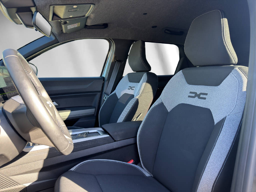 DACIA Bigster 1.8 Hybrid Journey-image-3