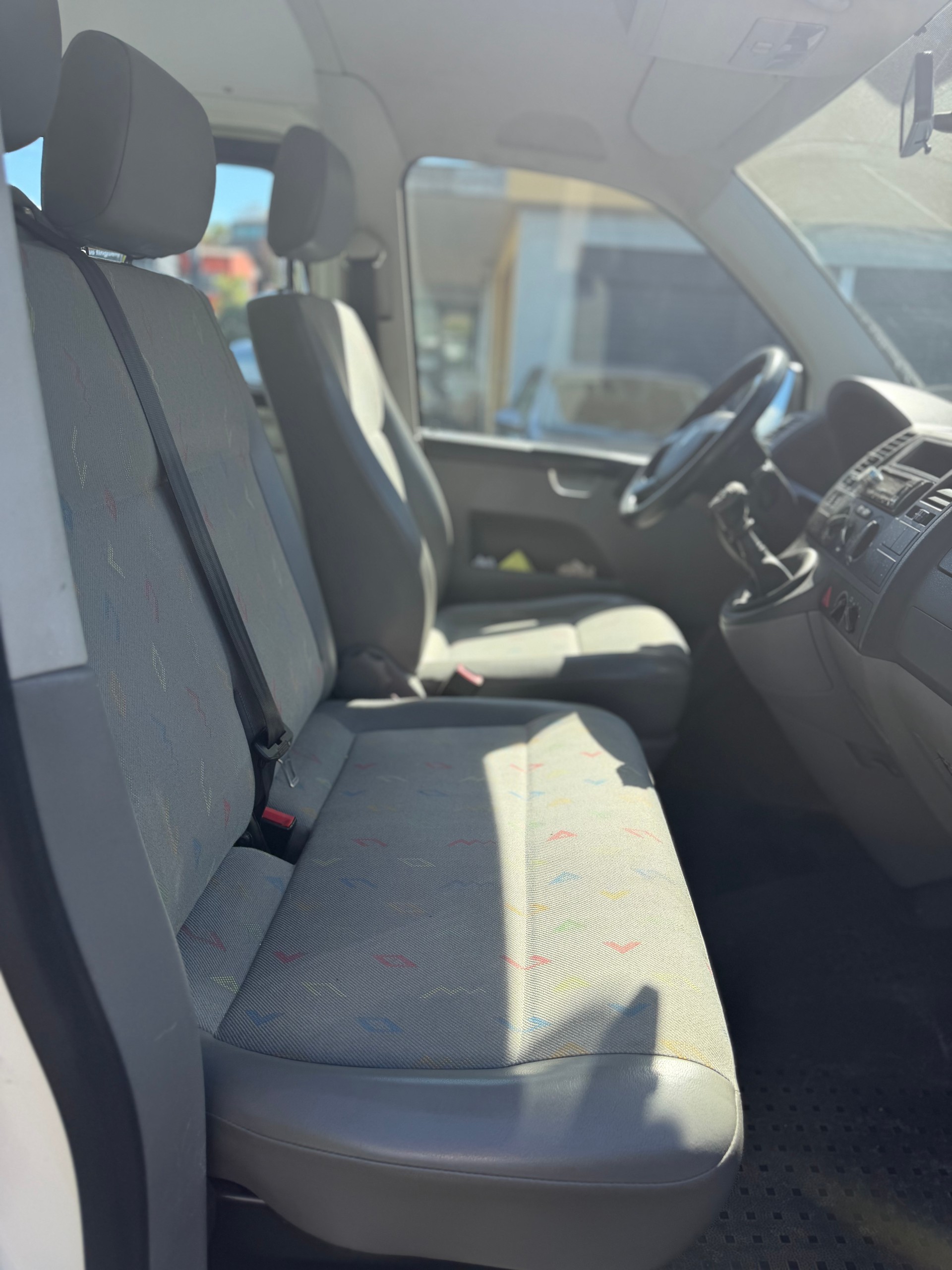 VW T5 Caravelle Comfort 1.9 TDI PD-image-7