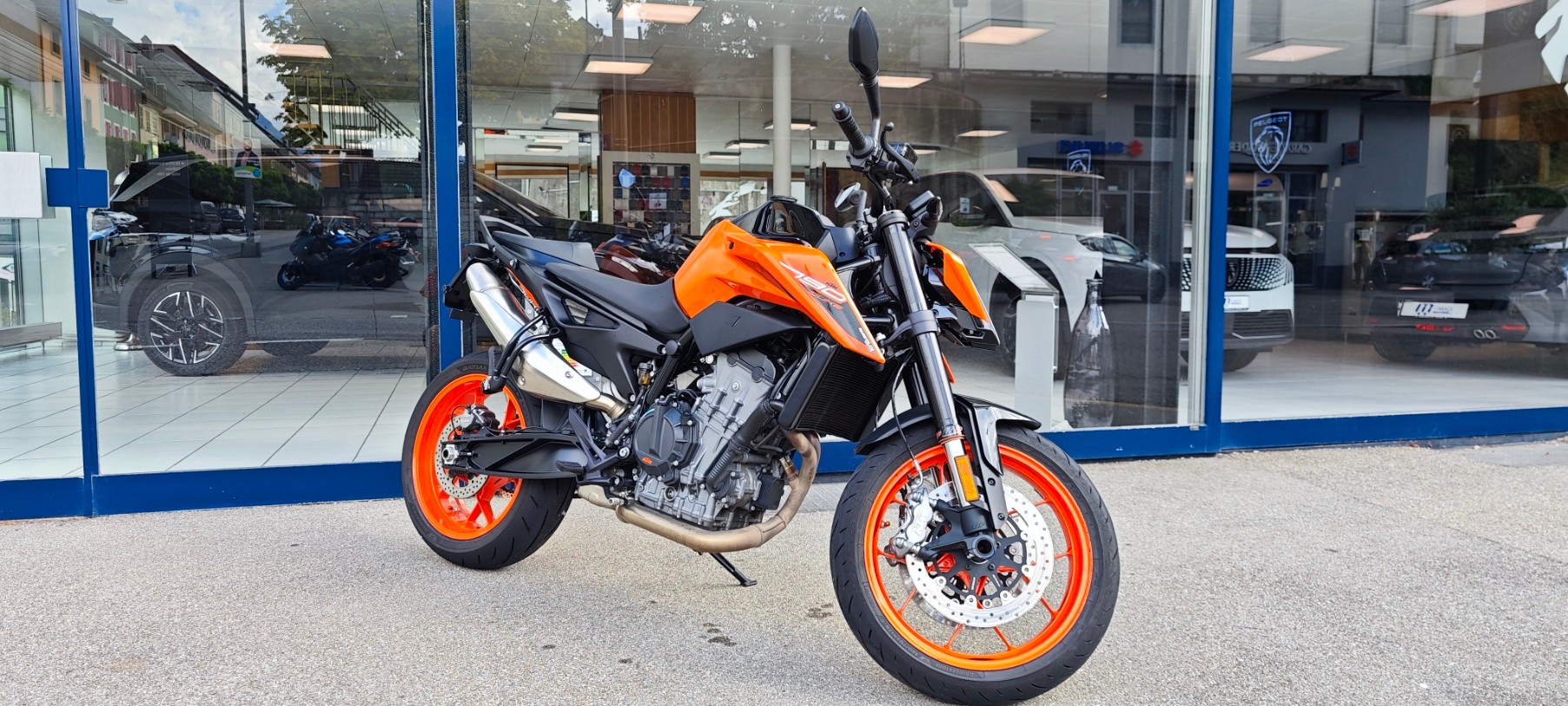 KTM 790 Duke L Black ABS-showroom-element-2