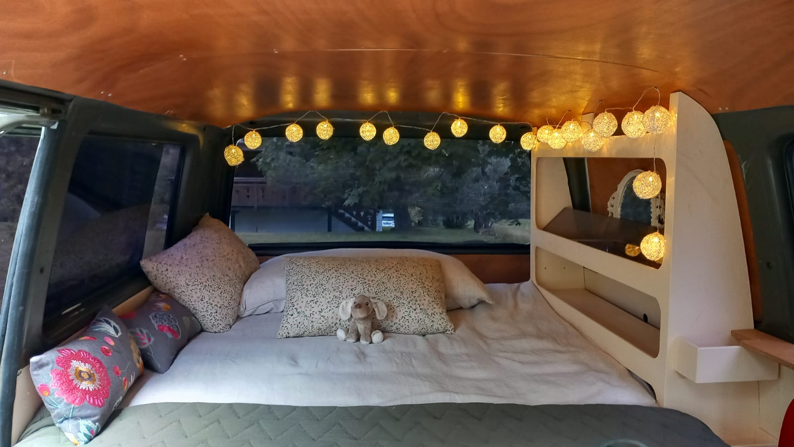 VW Porter-image-3