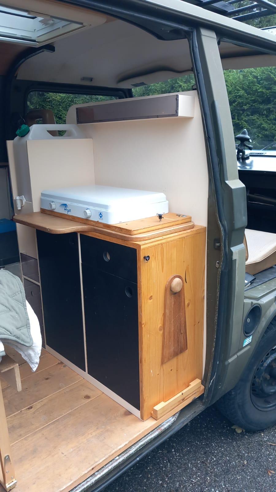 VW Porter-image-4