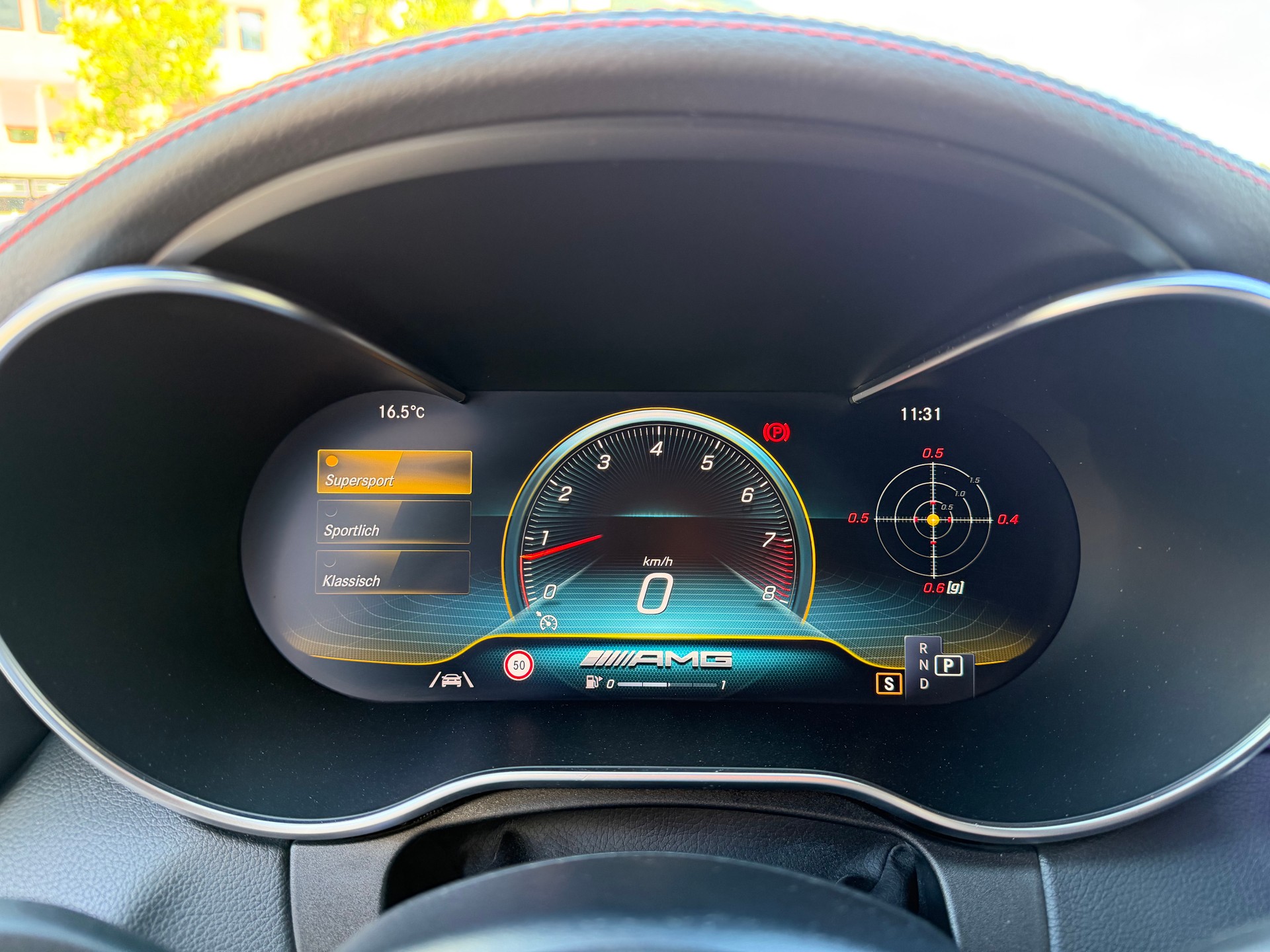 MERCEDES-BENZ C 63 S AMG 9G-tronic-image-14