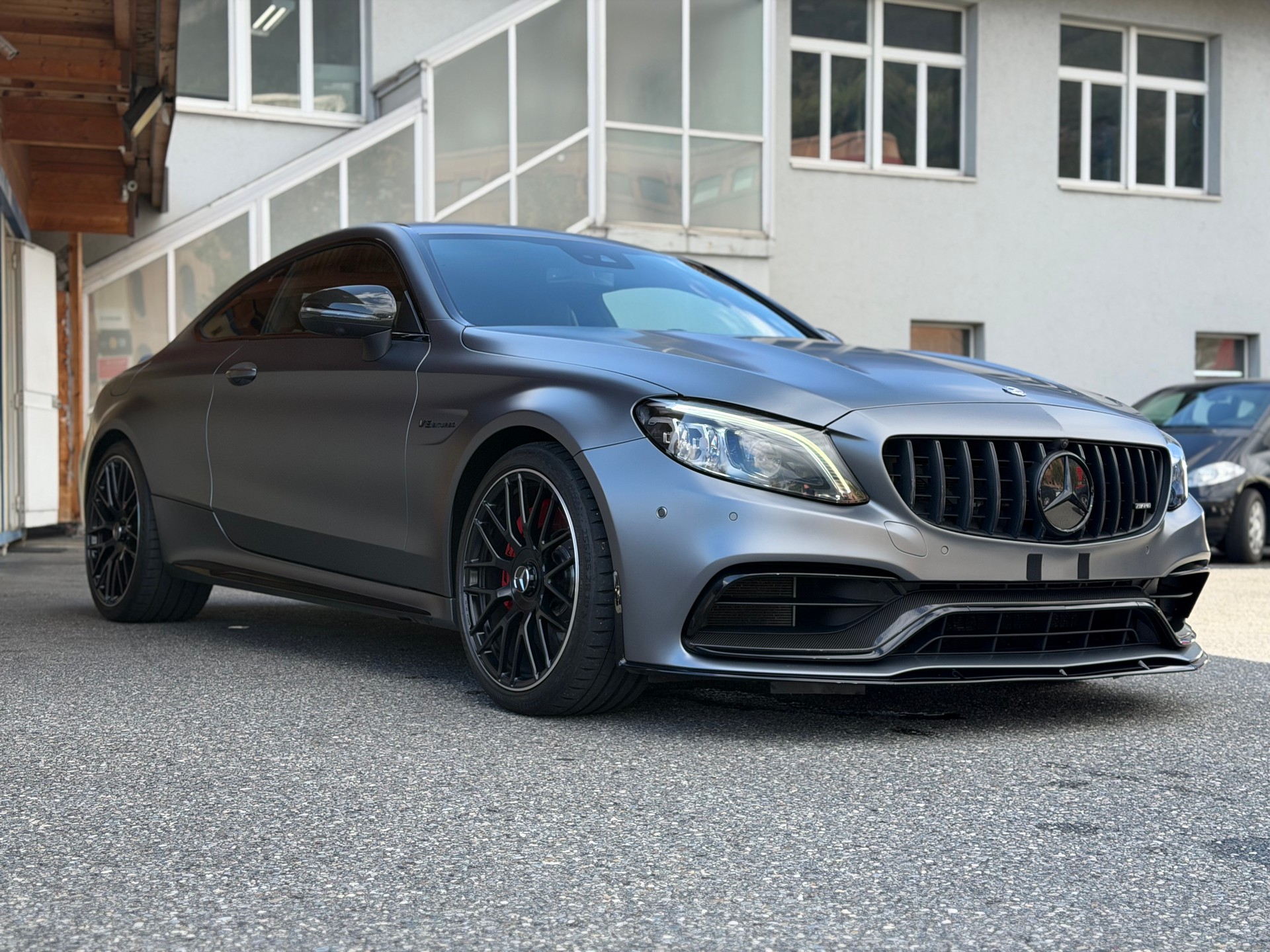 MERCEDES-BENZ C 63 S AMG 9G-tronic-image-2