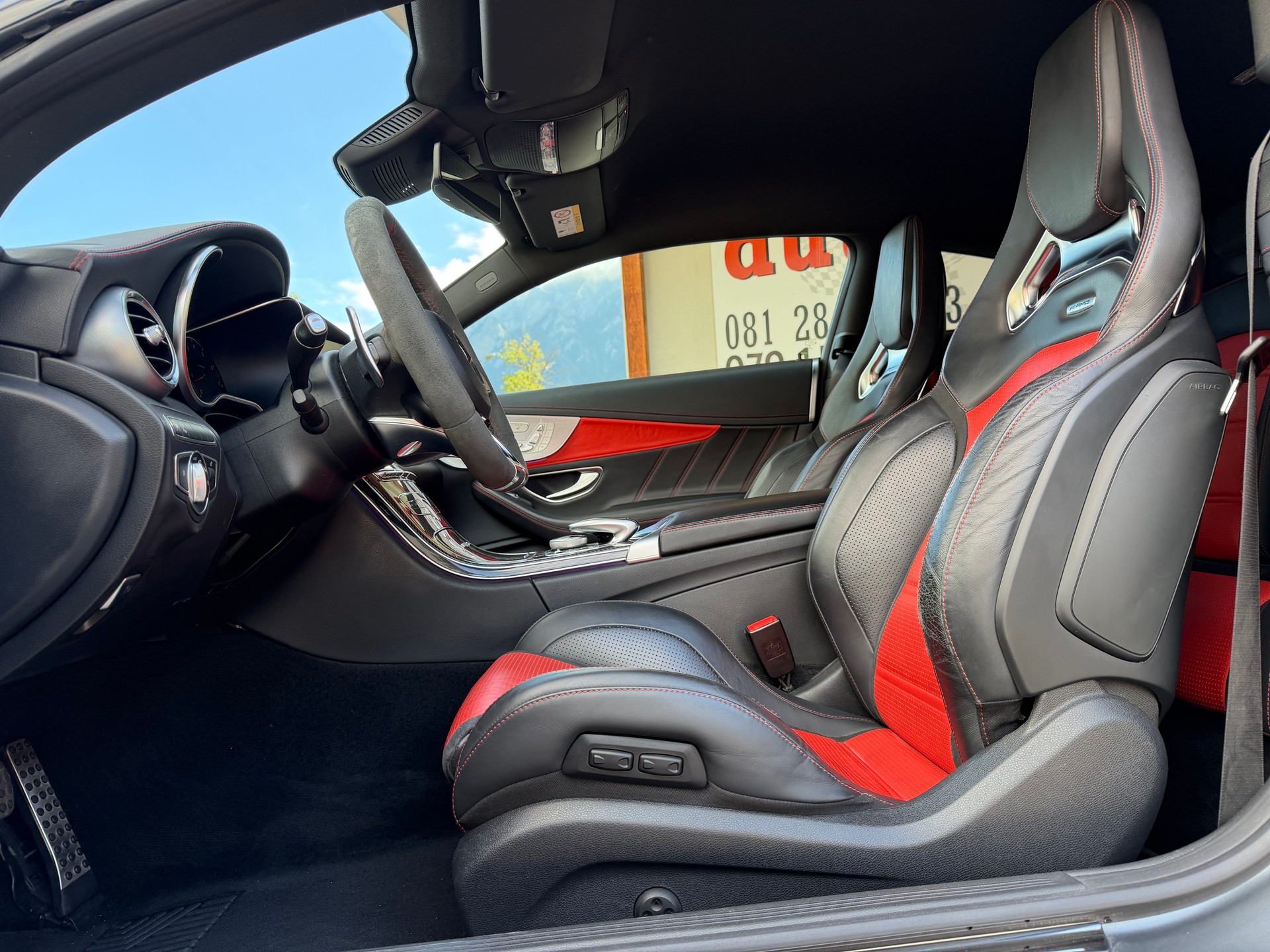 MERCEDES-BENZ C 63 S AMG 9G-tronic-image-24