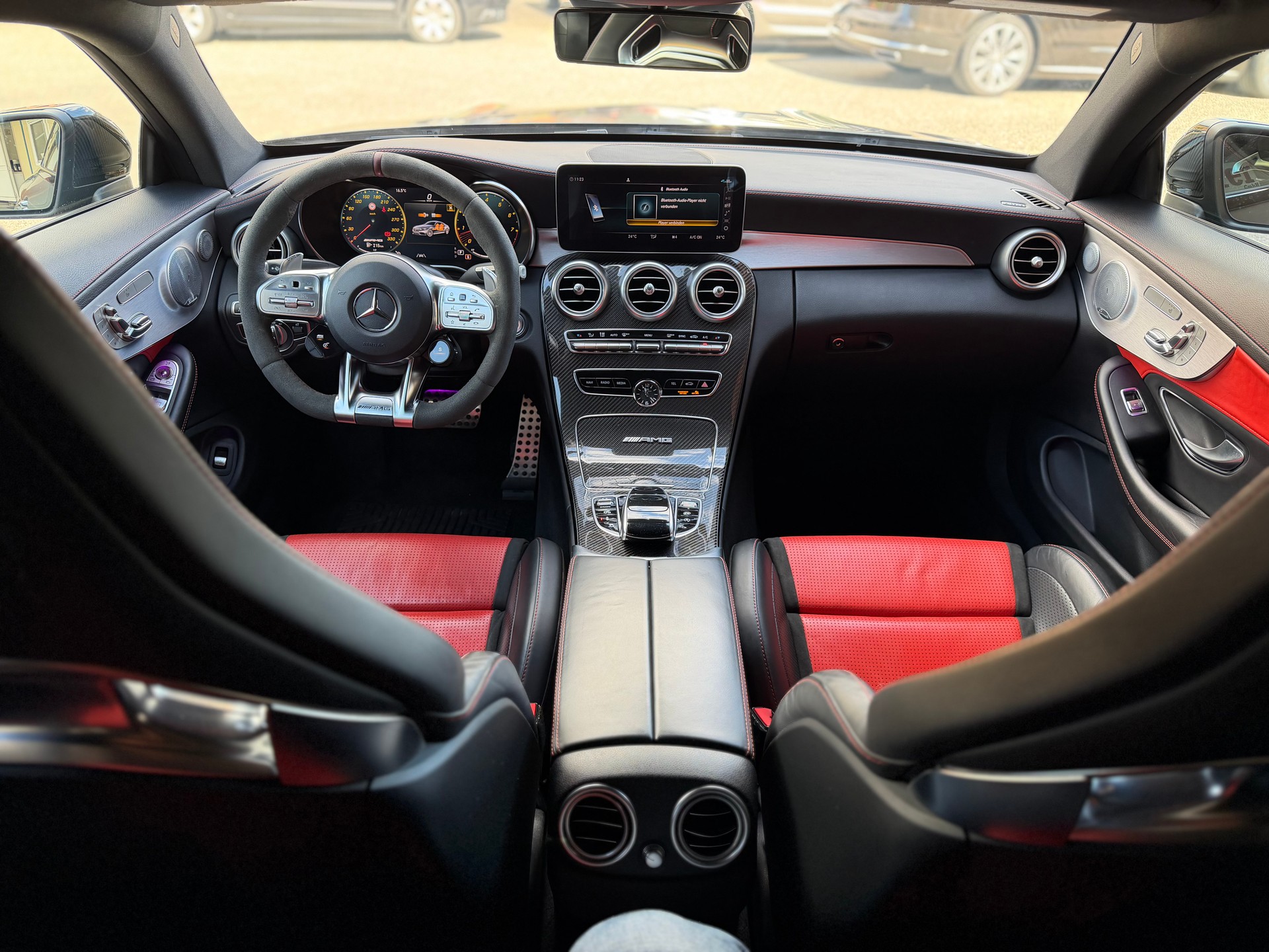 MERCEDES-BENZ C 63 S AMG 9G-tronic-image-18