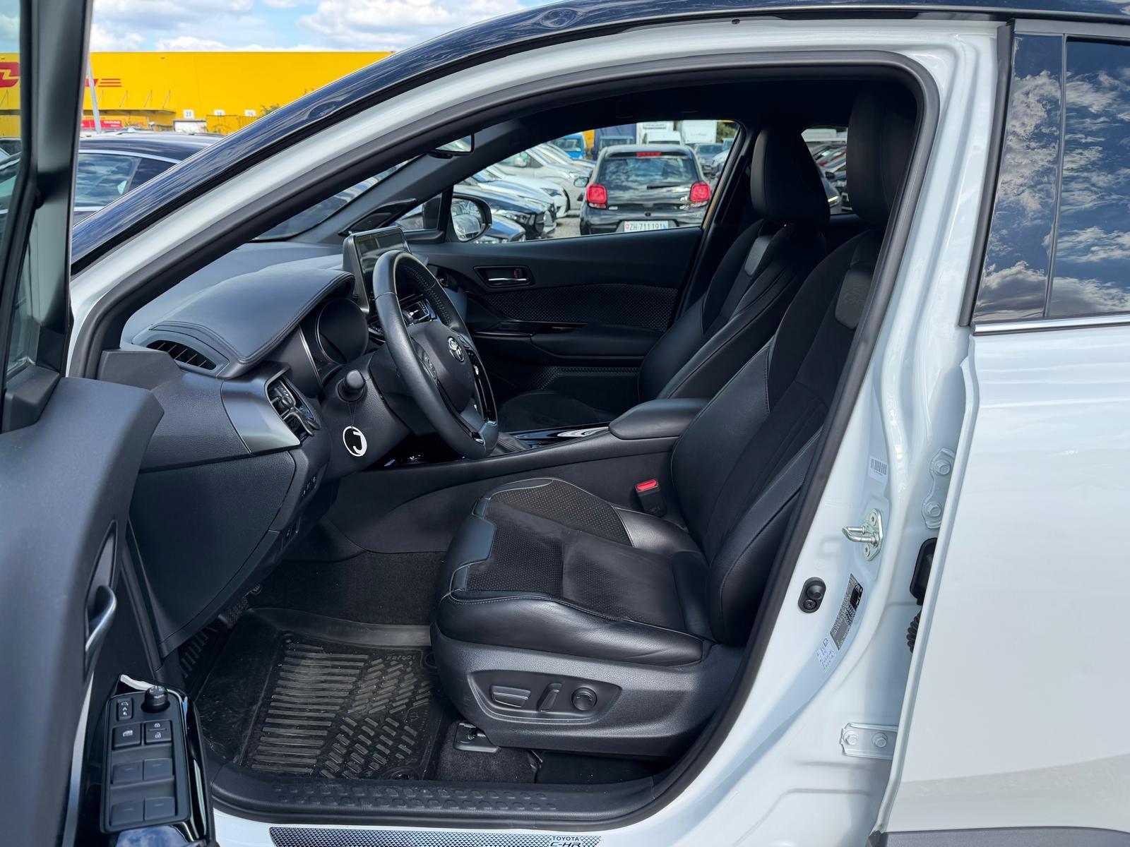 TOYOTA C-HR 2.0 VVTi HSD Move-image-8