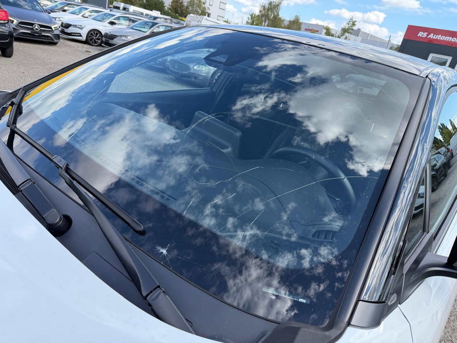TOYOTA C-HR 2.0 VVTi HSD Move-image-6