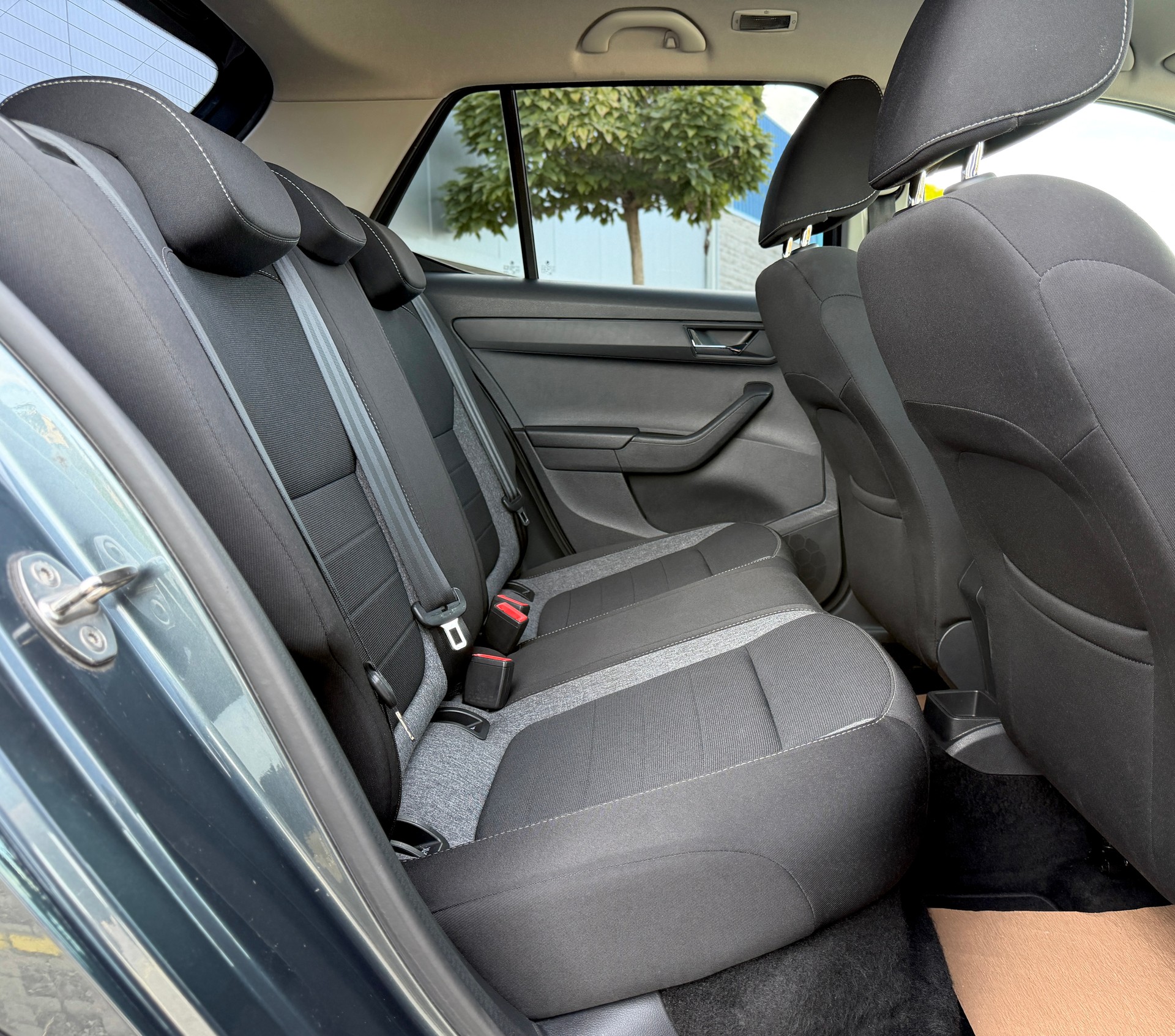 SKODA Fabia 1.0 TSI Style DSG-image-18