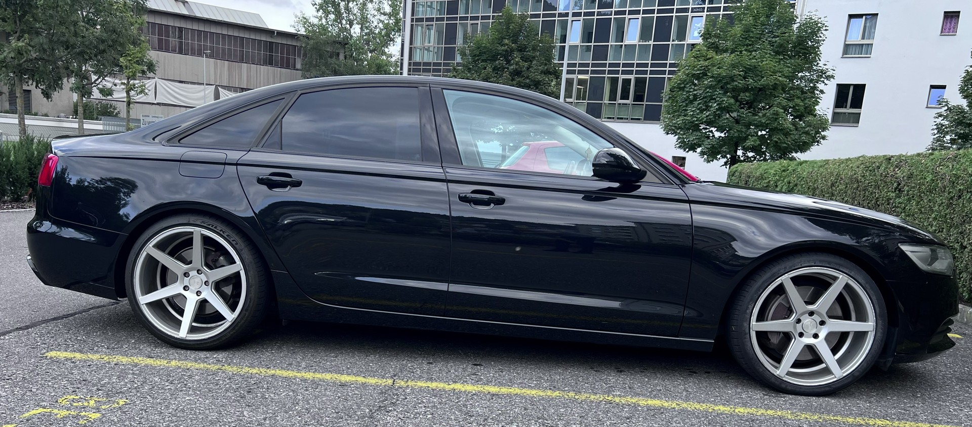 AUDI 3.0 V6 TFSI quattro S-Tr.-image-1