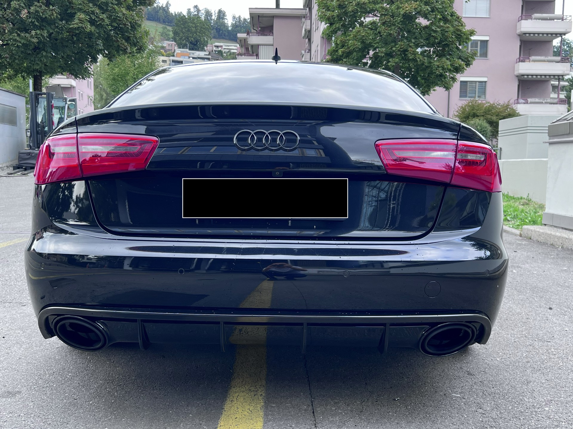 AUDI 3.0 V6 TFSI quattro S-Tr.-image-3