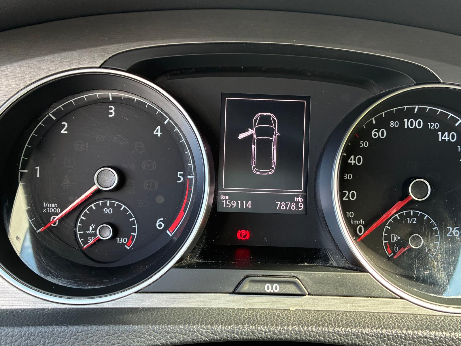 VW Golf Variant 1.6 TDI BlueMotion Comfortline-image-11