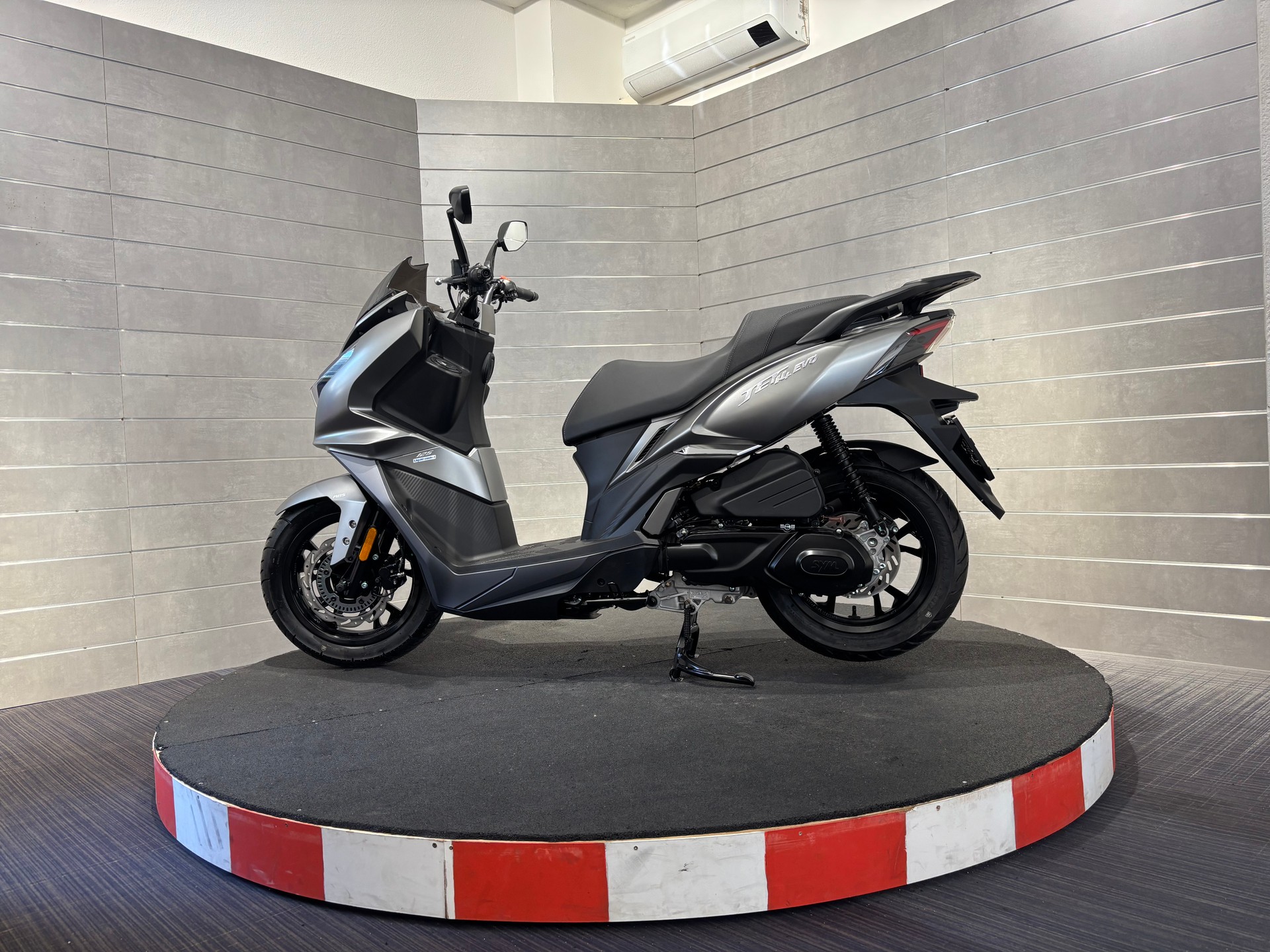 SYM Jet 14 125-showroom-element-1