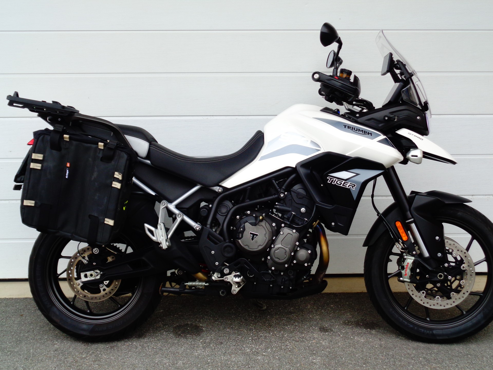 TRIUMPH Tiger 900 GT Pro Navi-showroom-element-3