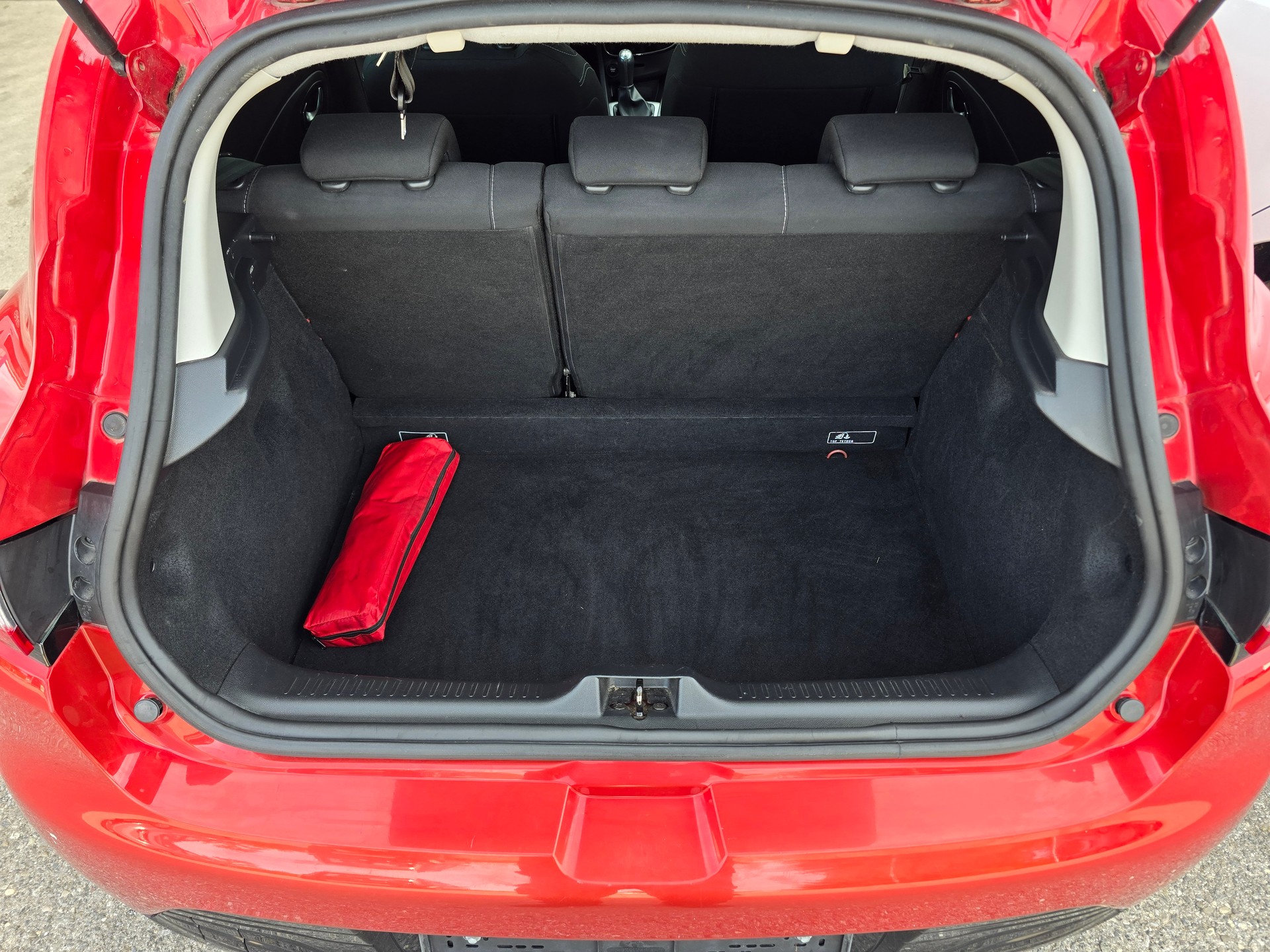 RENAULT Clio 0.9 12V Limited-image-12