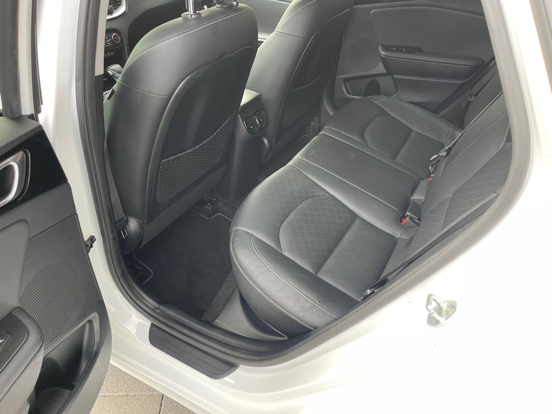 KIA Ceed Sportswagon 1.4 T-GDi Power 2020 DCT-image-11