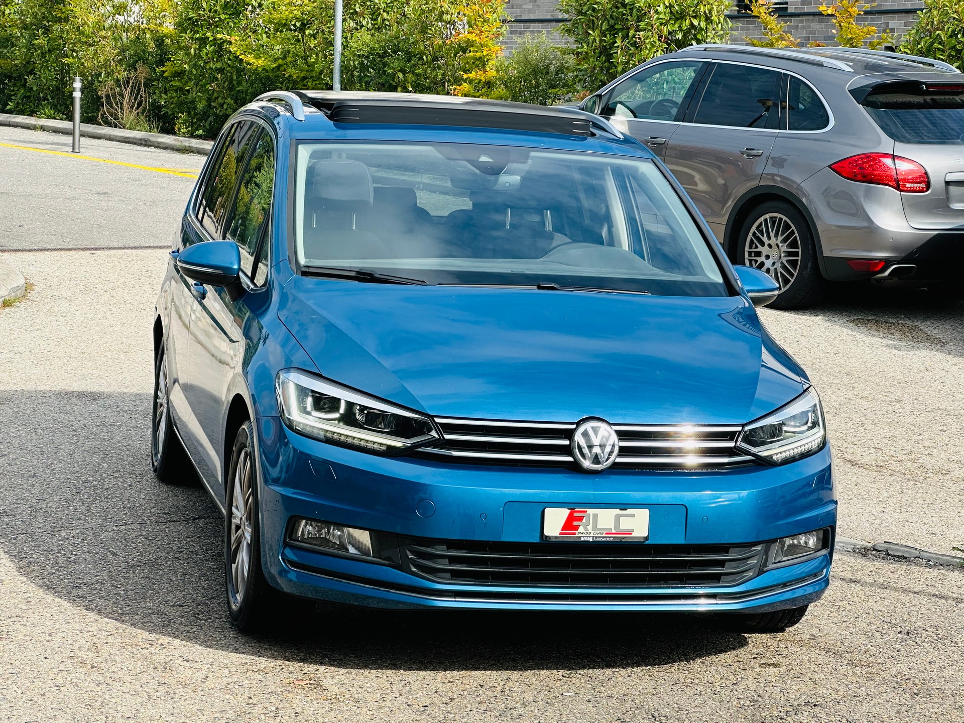 VW Touran 1.4 TSI BlueMotion Technology Highline DSG-image-3
