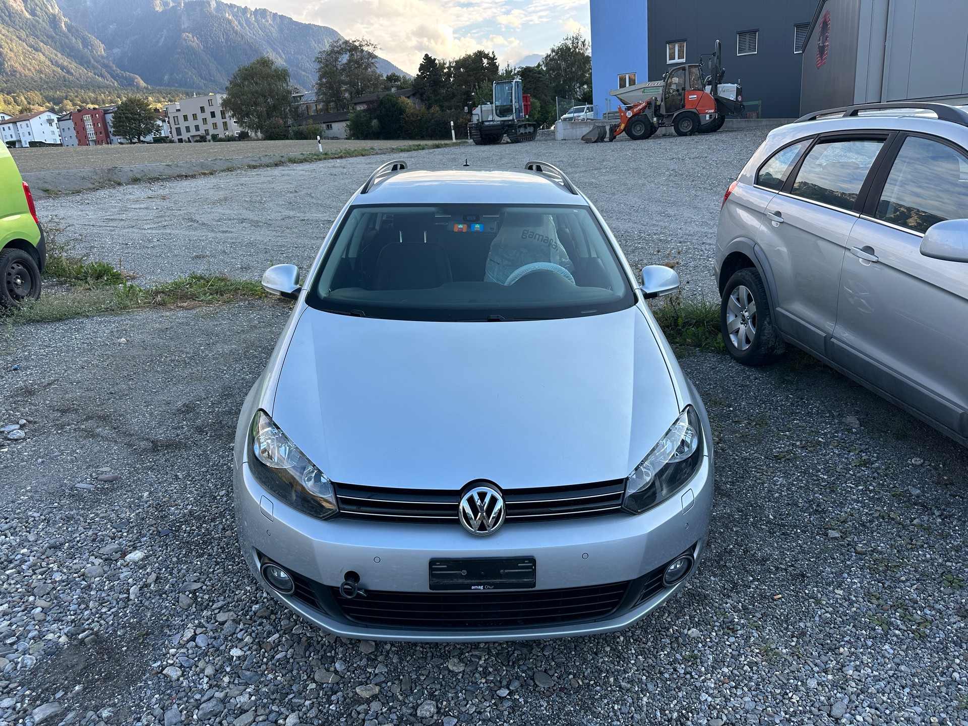 VW Golf Variant 1.6 TDI Comfortline 4Motion-image-1