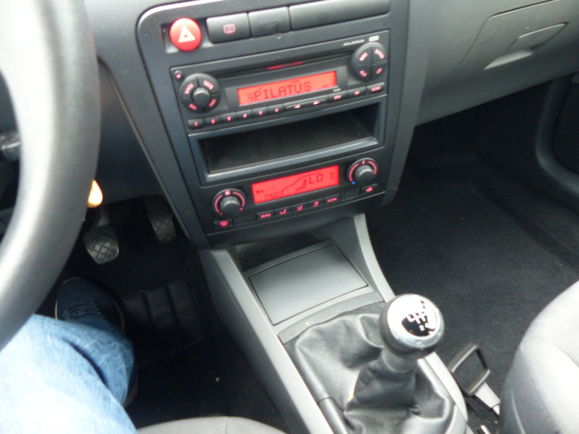SEAT Ibiza 1.4 16V Shake-image-12