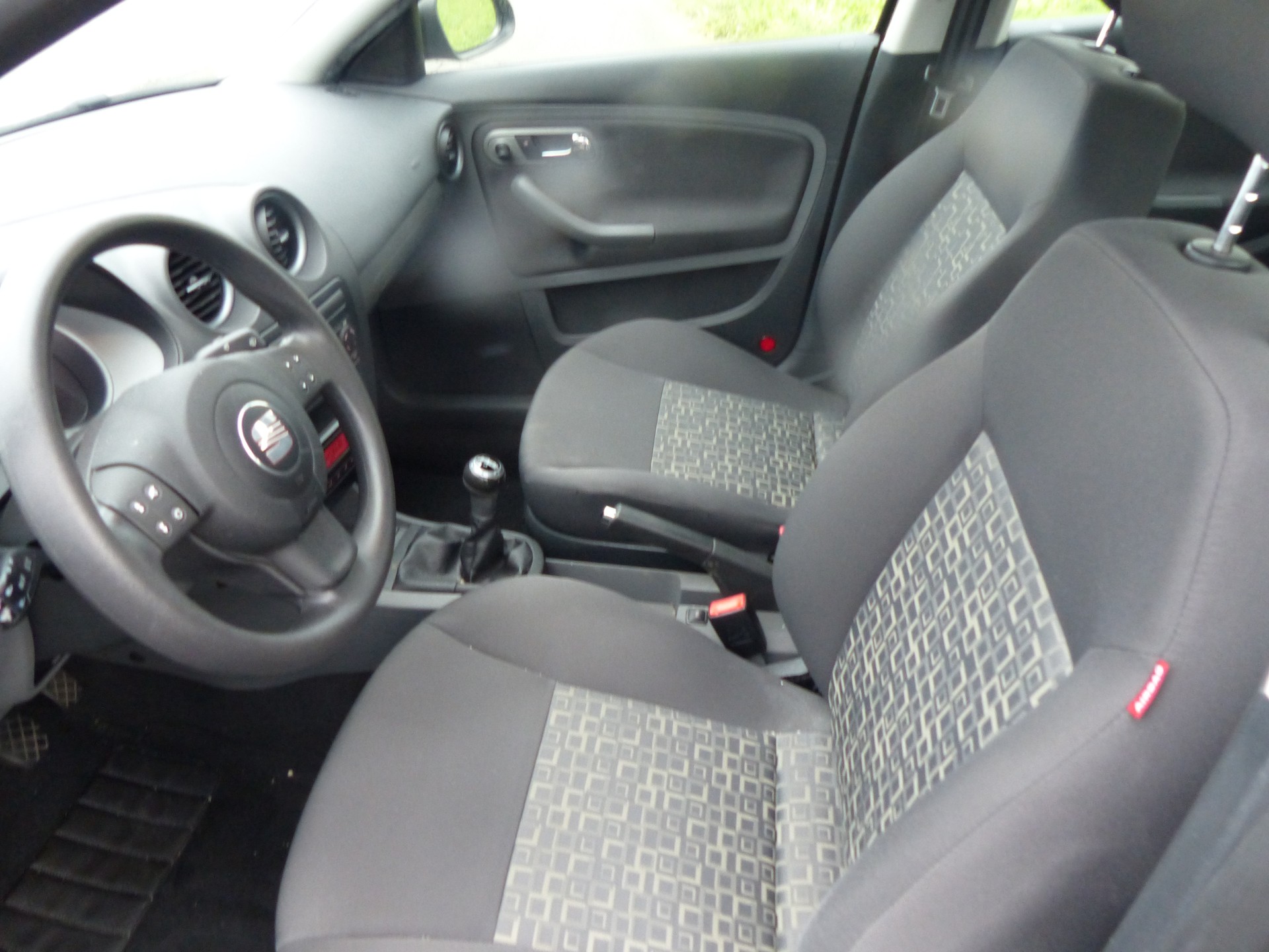 SEAT Ibiza 1.4 16V Shake-image-14
