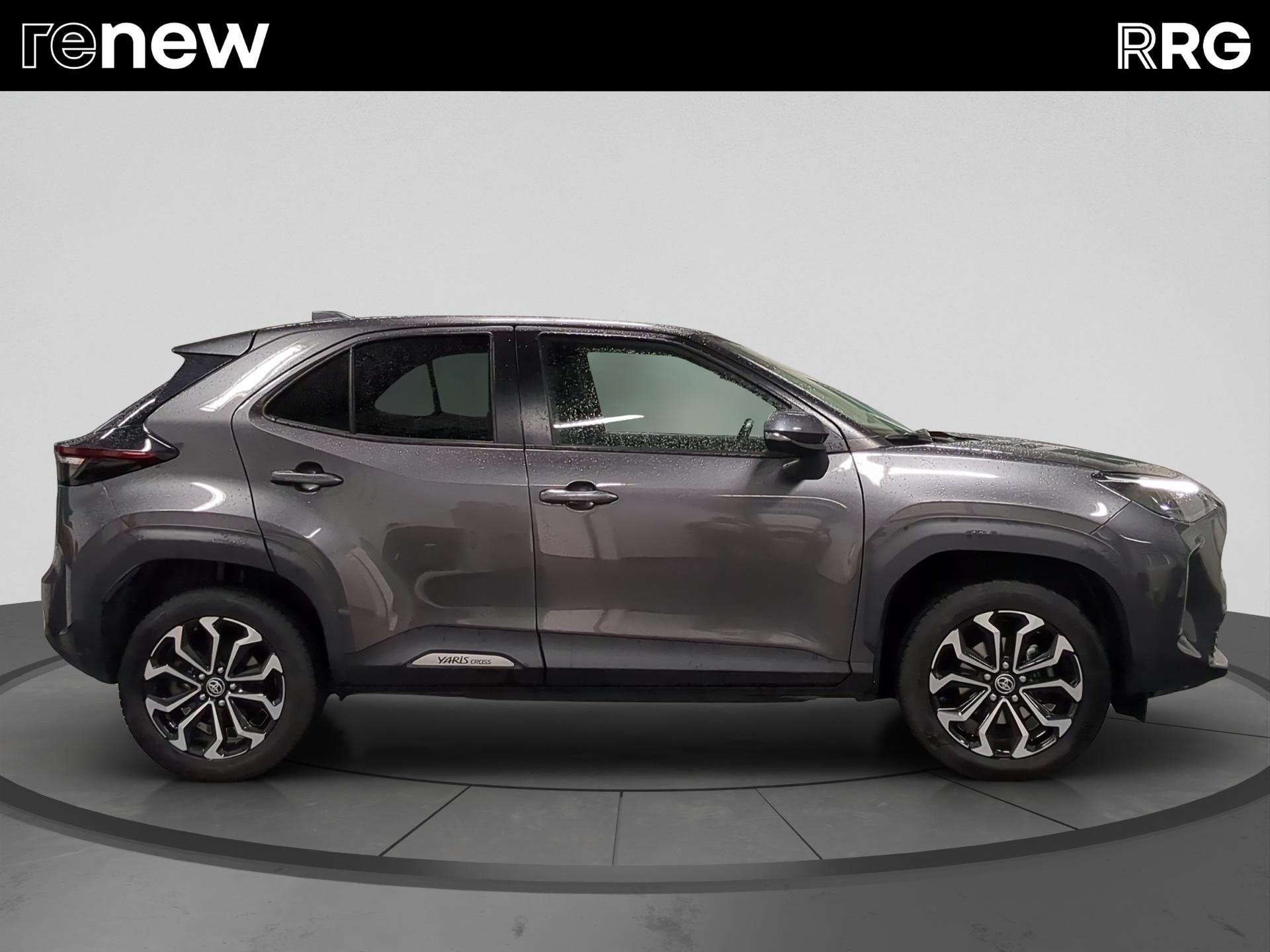 TOYOTA Yaris Cross 1.5 Trend e-CVT AWDi-image-1