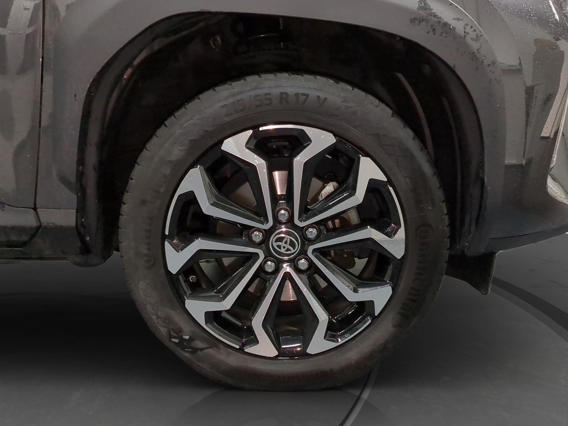 TOYOTA Yaris Cross 1.5 Trend e-CVT AWDi-image-16