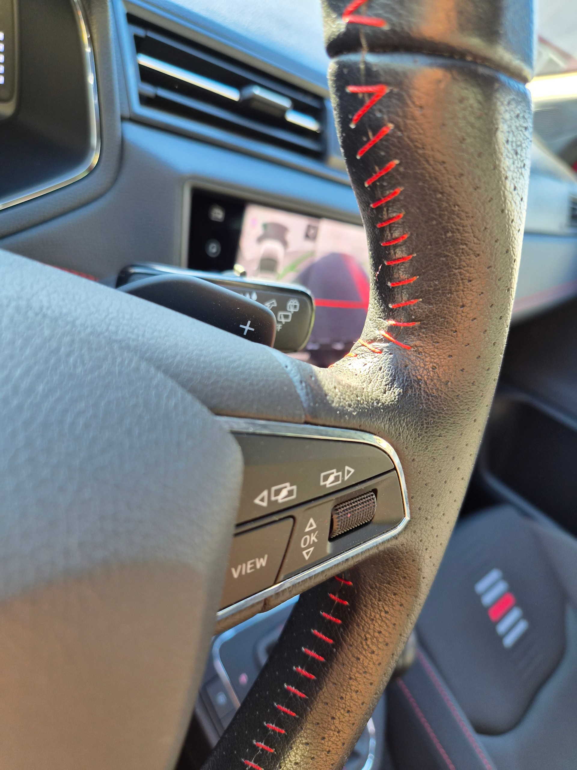 SEAT Ibiza 1.0 EcoTSI DSG FR-image-10